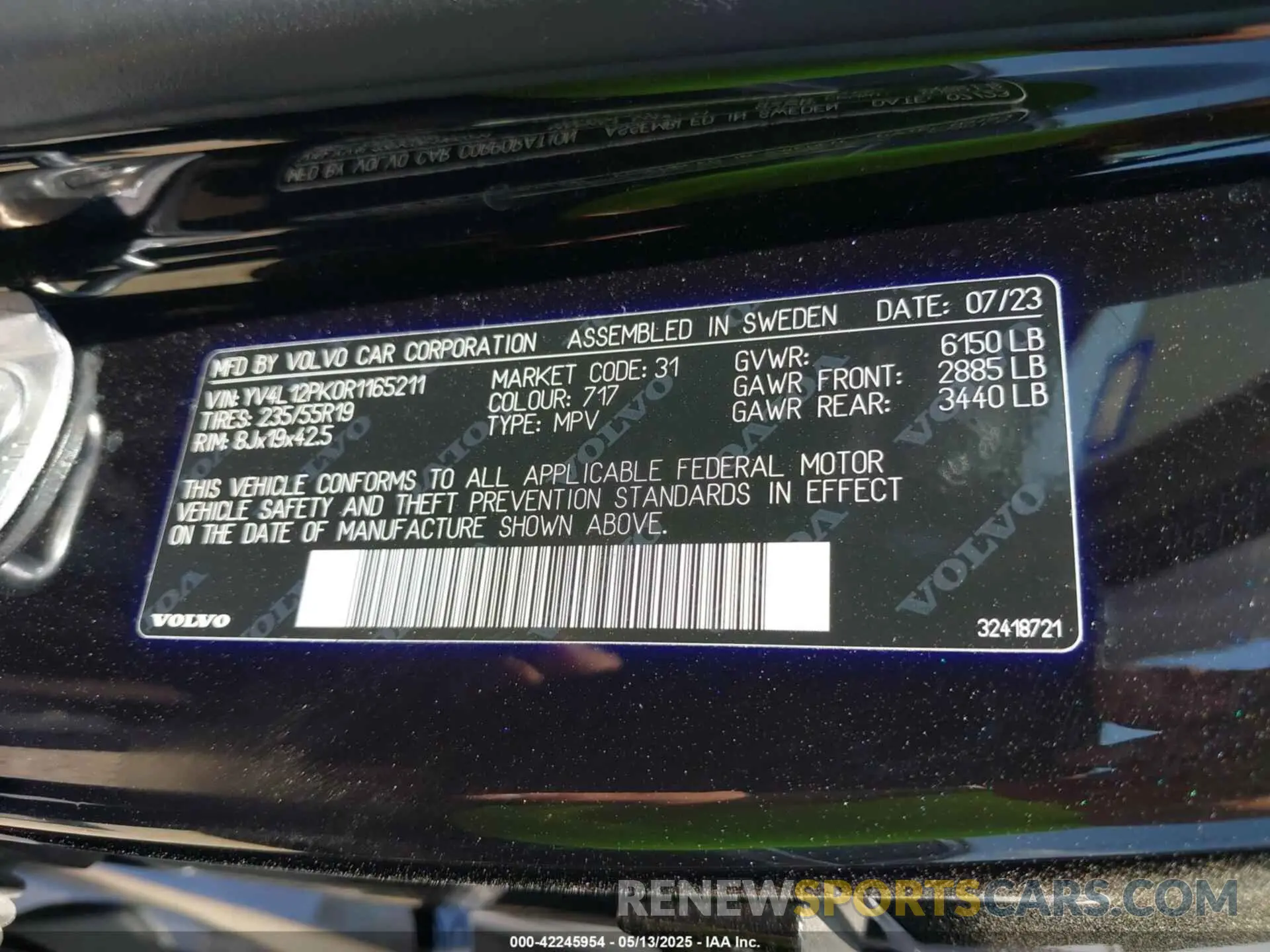 9 Photograph of a damaged car YV4L12PK0R1165211 VOLVO XC90 2024