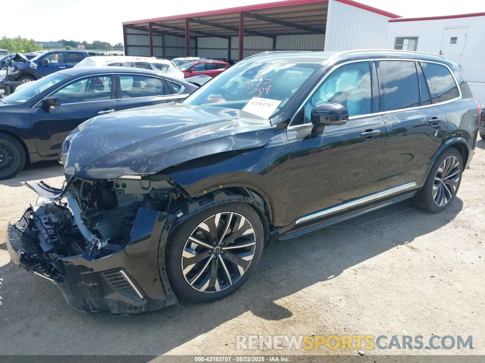2 Photograph of a damaged car YV4062JB6S1373774 VOLVO XC90 2025