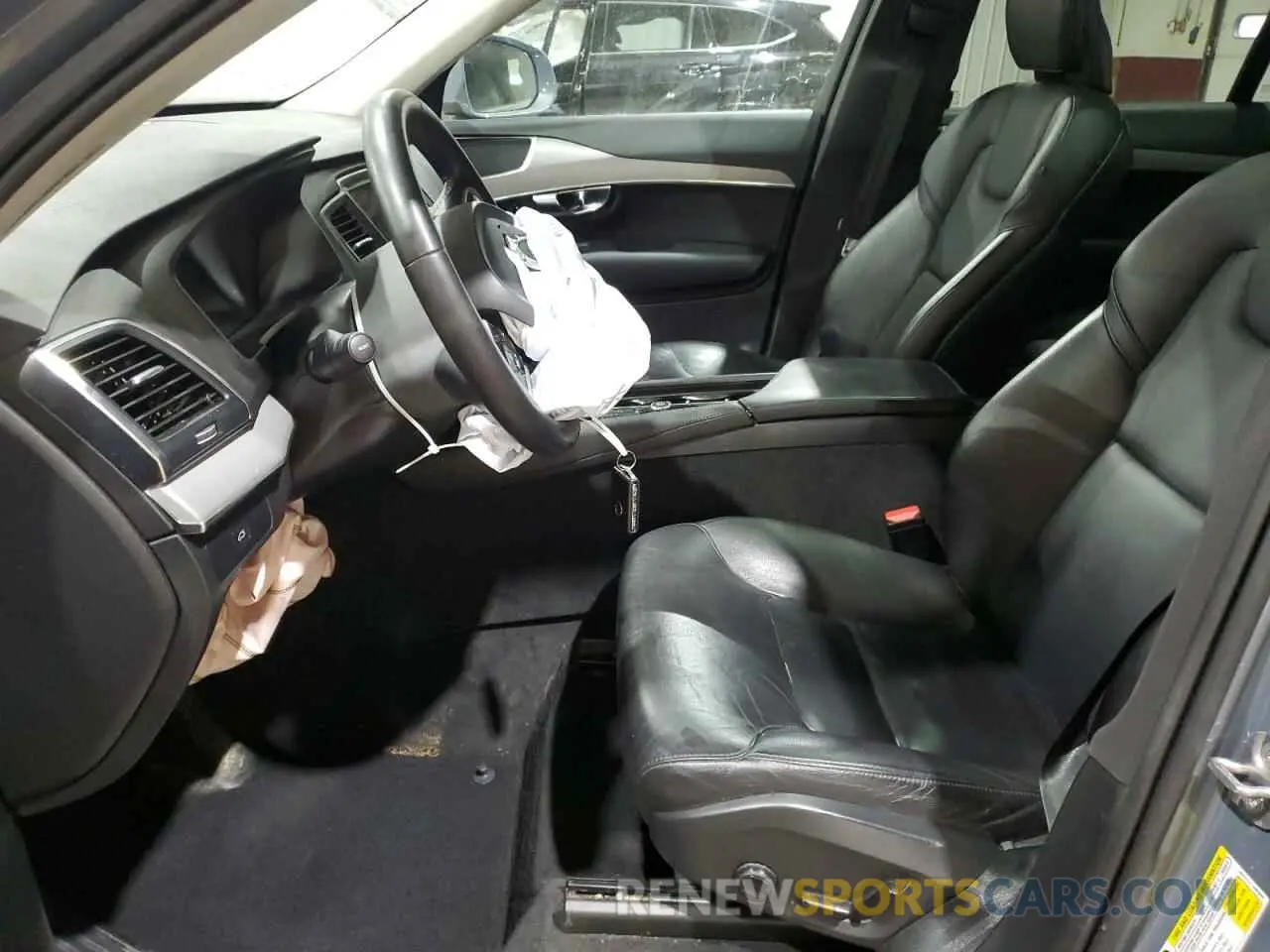 7 Photograph of a damaged car YV4L12PV8P1906471 VOLVO XC90 CORE 2023