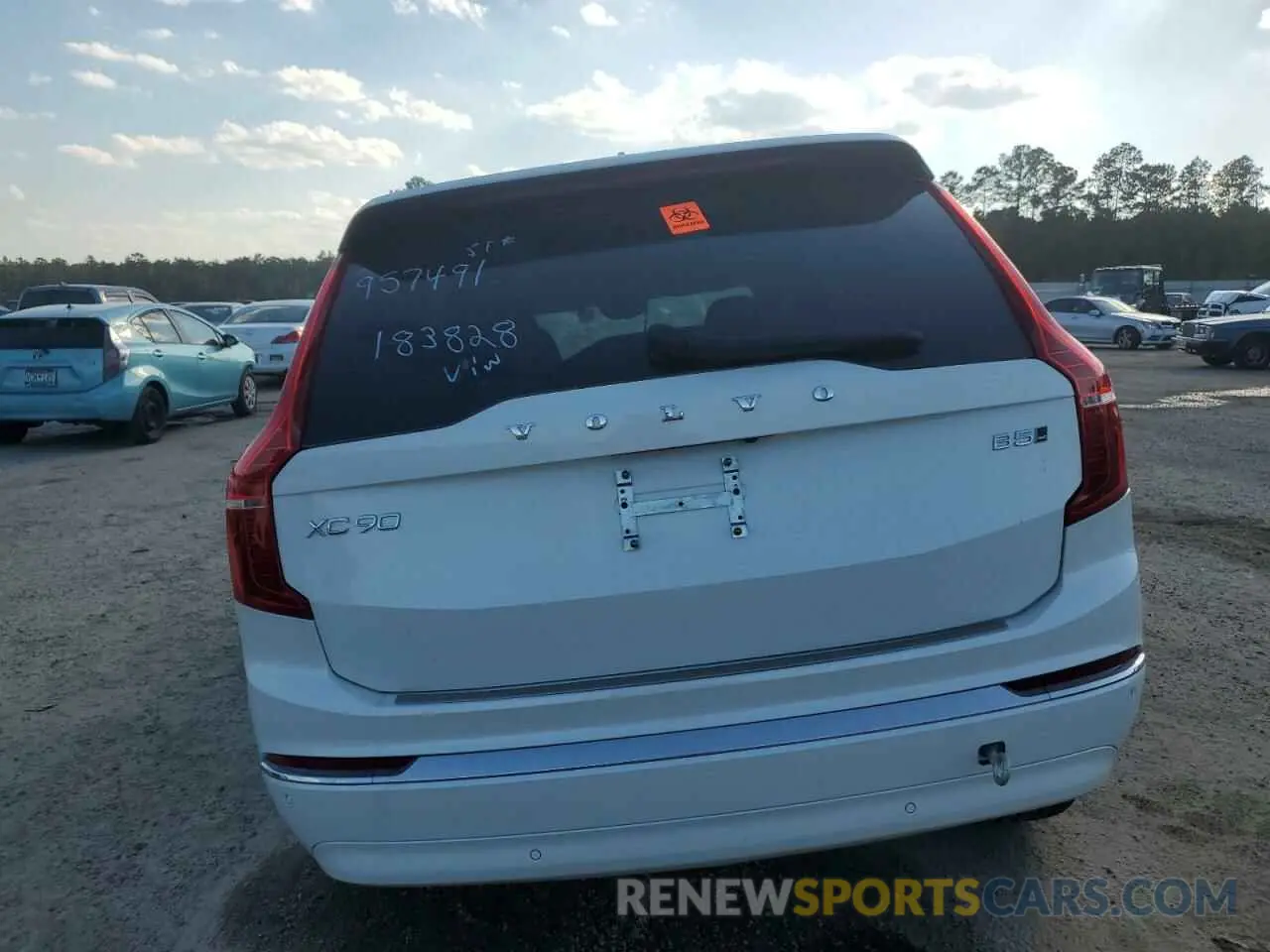 6 Photograph of a damaged car YV4L12PKXR1183828 VOLVO XC90 CORE 2024