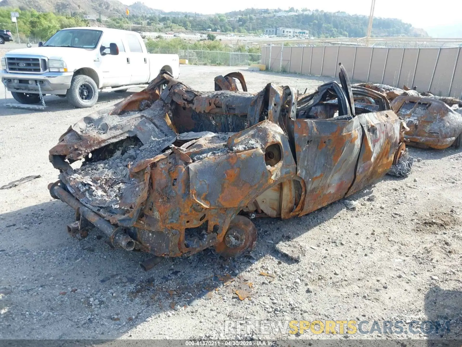 4 Photograph of a damaged car YV4BR0CL1K1515622 VOLVO XC90 HYBRID 2019