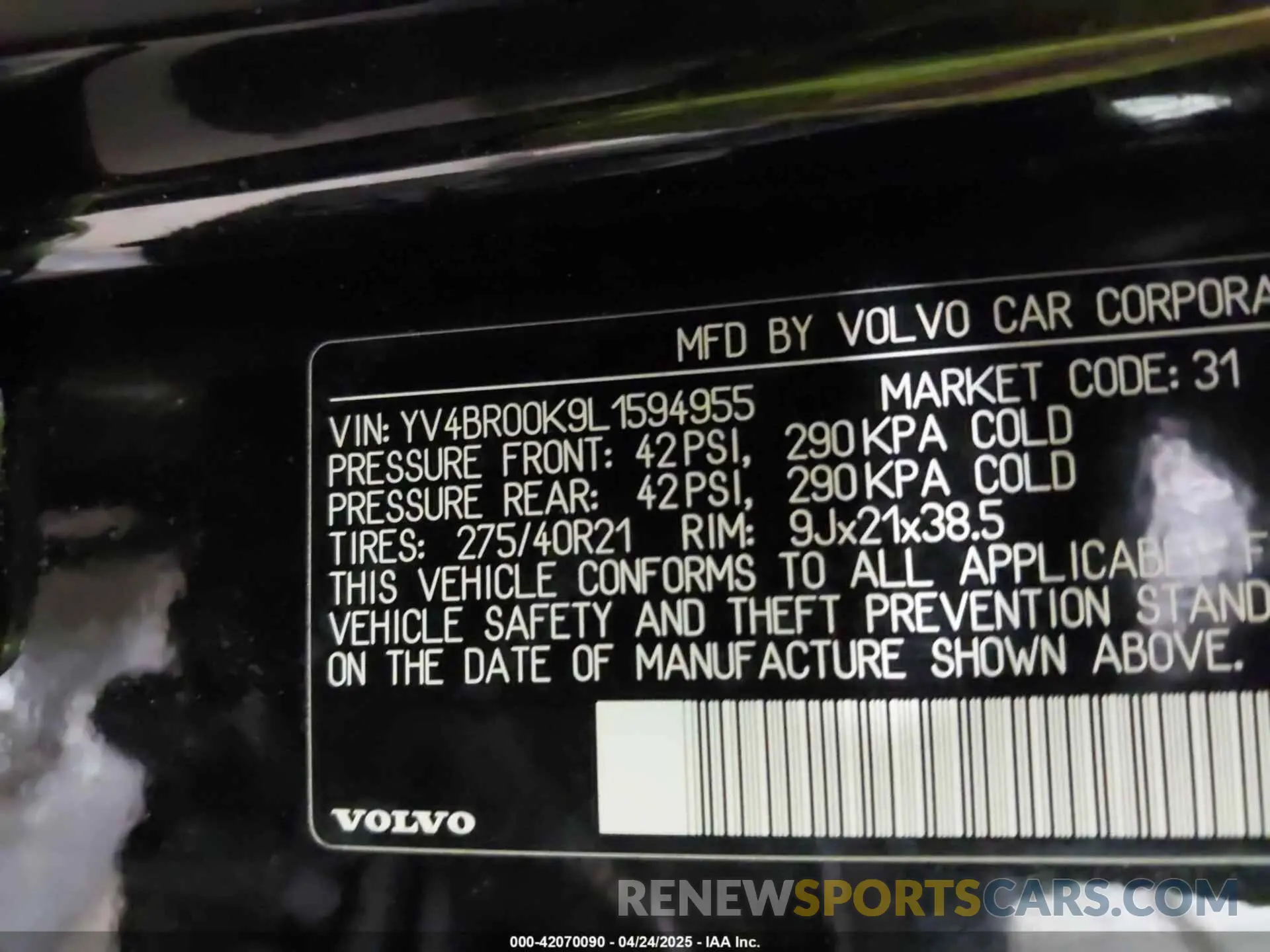 9 Photograph of a damaged car YV4BR00K9L1594955 VOLVO XC90 HYBRID 2020