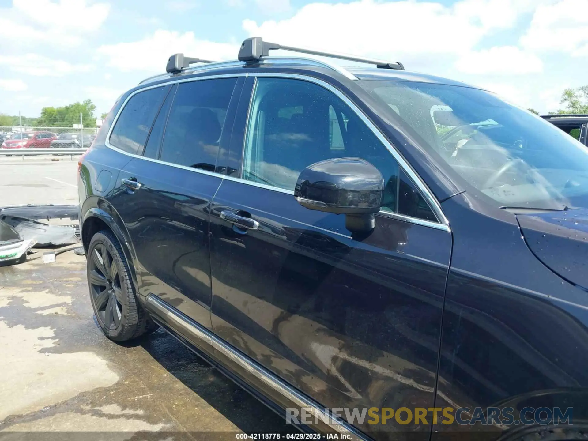 14 Photograph of a damaged car YV4BR0CL2L1619943 VOLVO XC90 HYBRID 2020