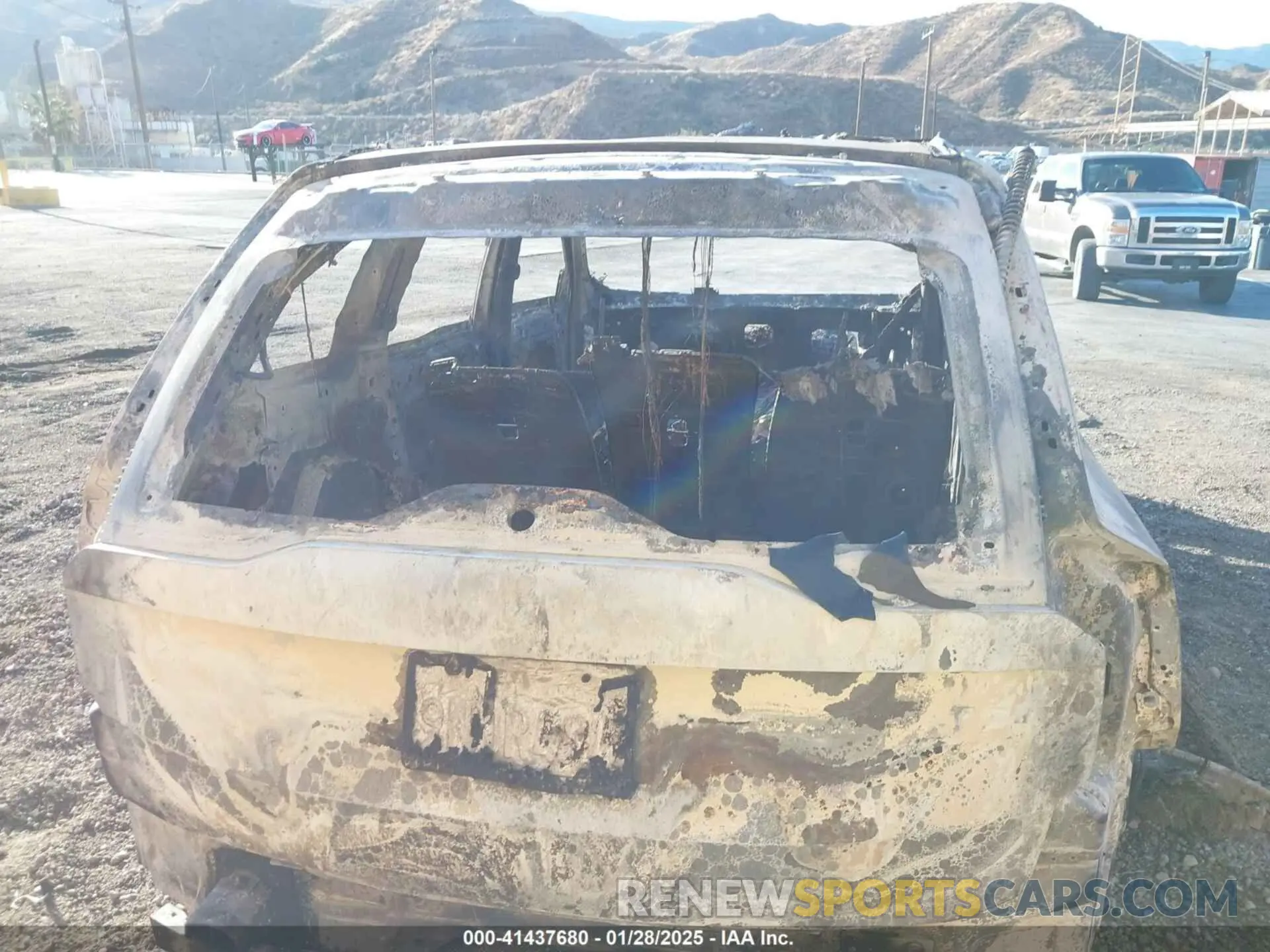 15 Photograph of a damaged car YV4BR0CL4L1586881 VOLVO XC90 HYBRID 2020