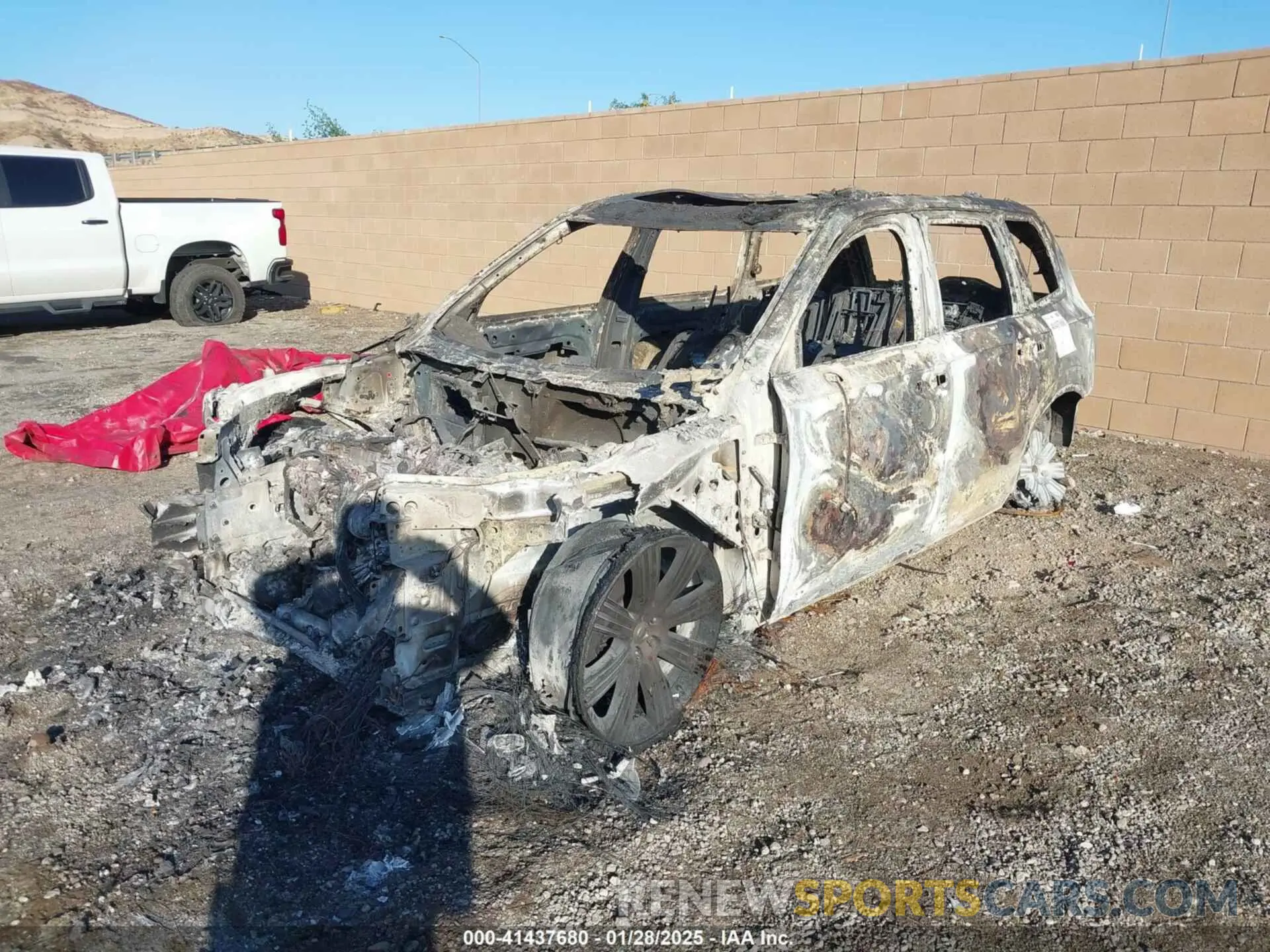 6 Photograph of a damaged car YV4BR0CL4L1586881 VOLVO XC90 HYBRID 2020