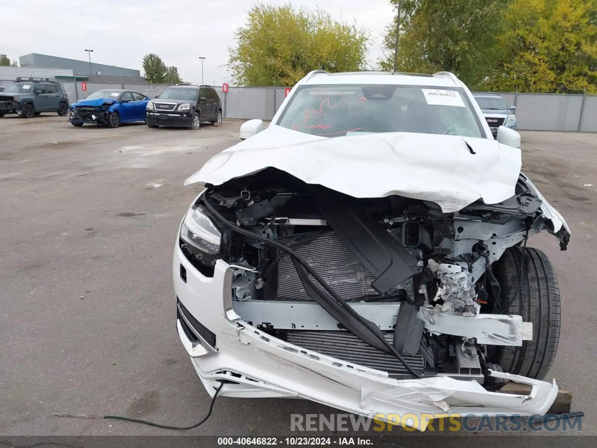 12 Photograph of a damaged car YV4H60JE6S1301040 VOLVO XC90 PLUG-IN HYBRID 2025