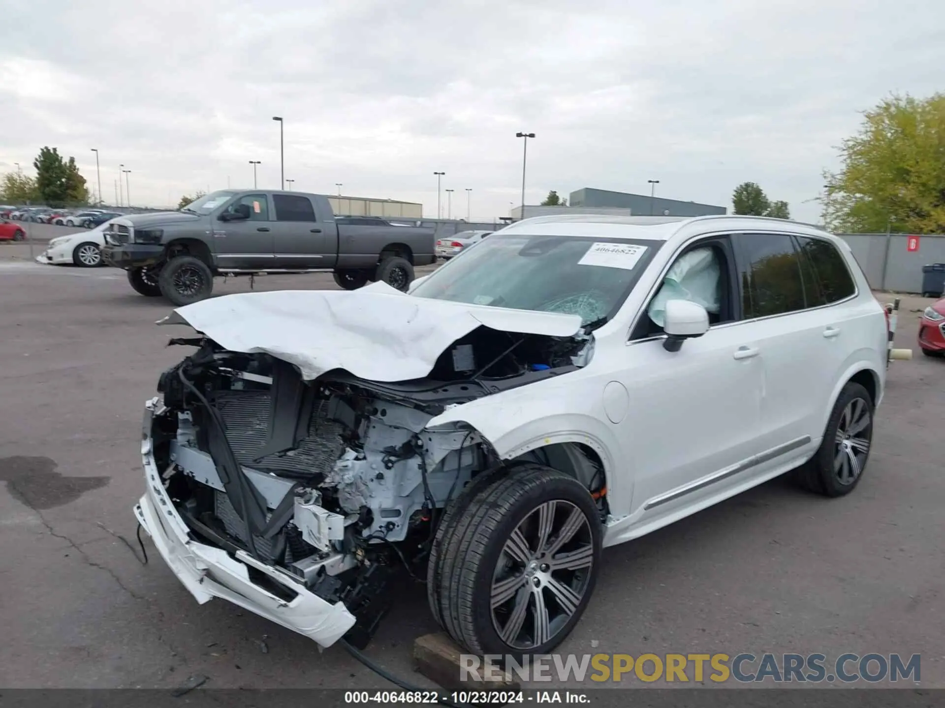 2 Photograph of a damaged car YV4H60JE6S1301040 VOLVO XC90 PLUG-IN HYBRID 2025