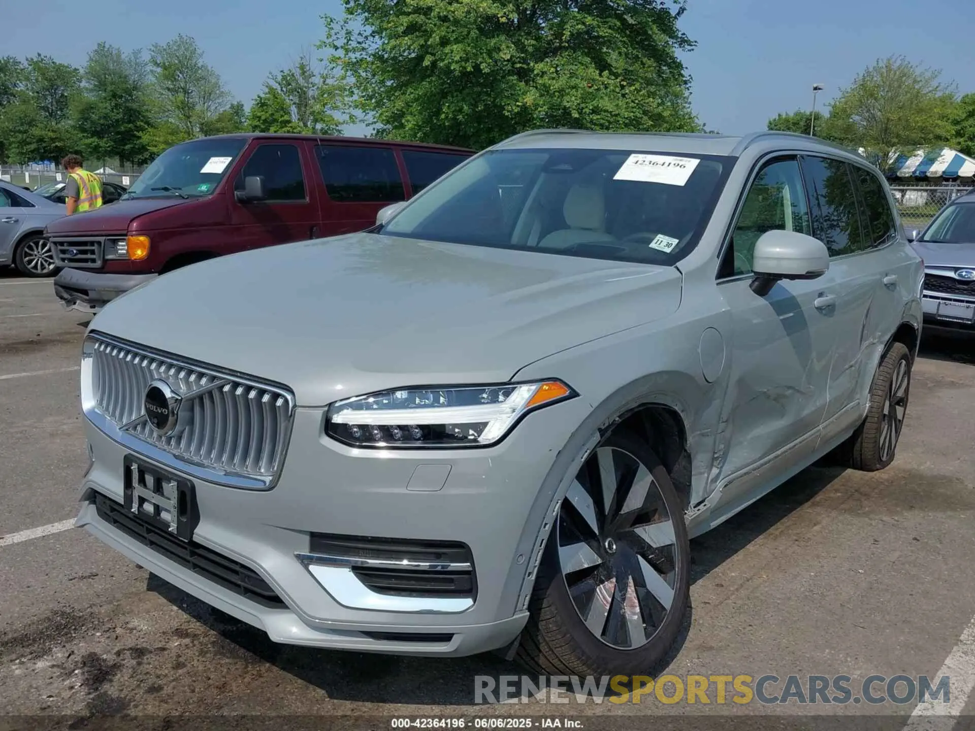 2 Photograph of a damaged car YV4H60JF9S1294190 VOLVO XC90 PLUG-IN HYBRID 2025