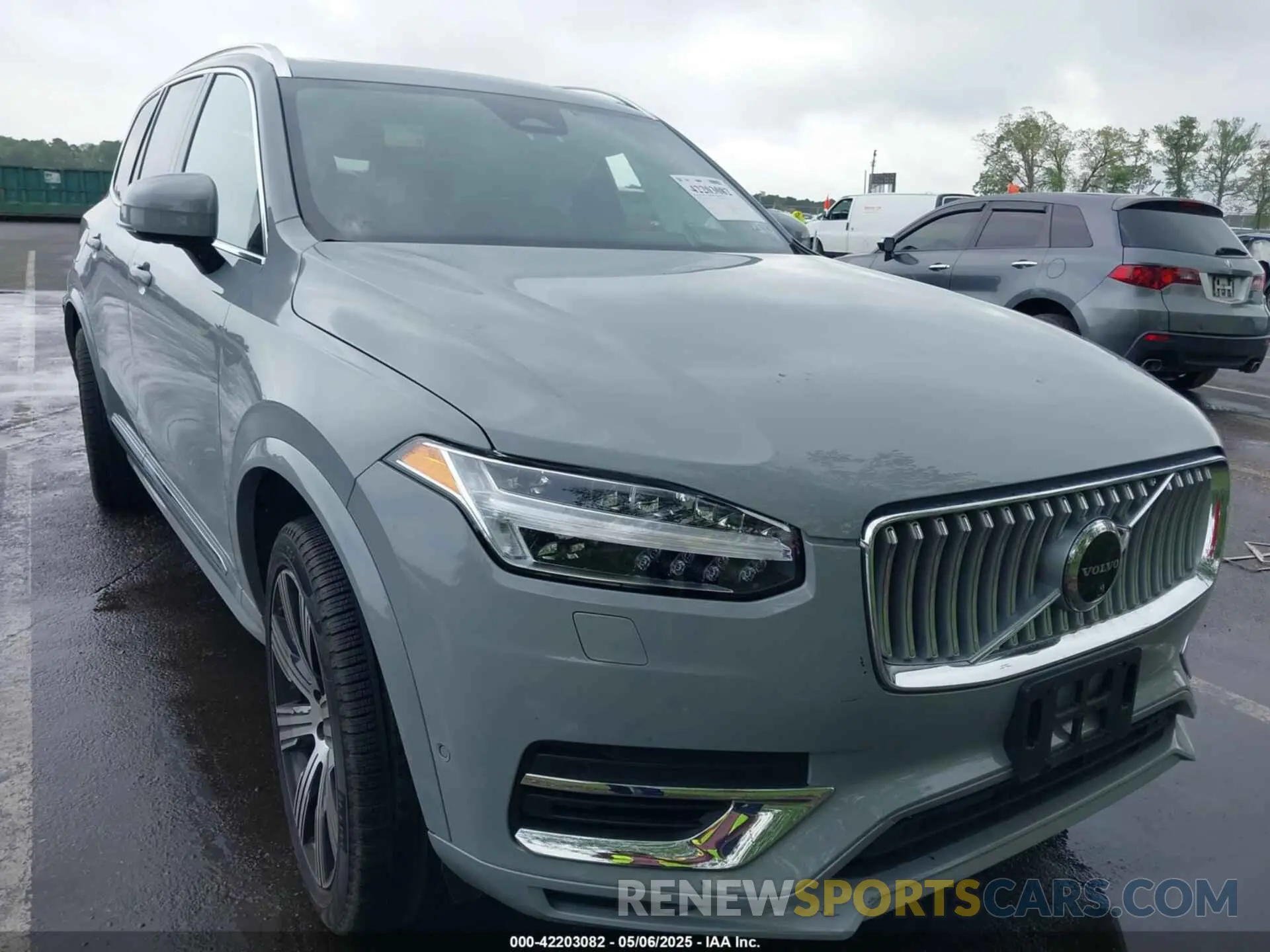 1 Photograph of a damaged car YV4H60PE1S1328346 VOLVO XC90 PLUG-IN HYBRID 2025