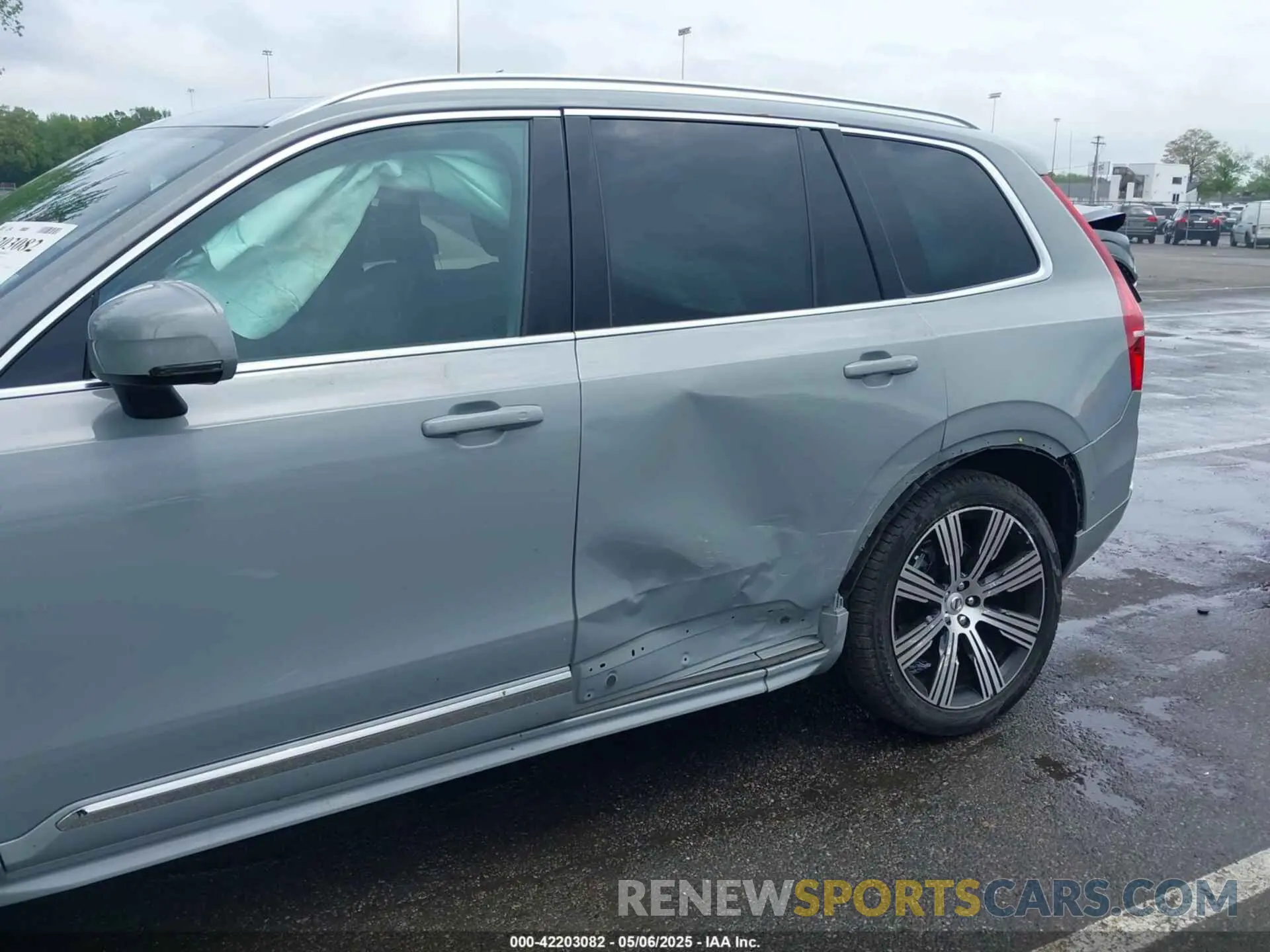 6 Photograph of a damaged car YV4H60PE1S1328346 VOLVO XC90 PLUG-IN HYBRID 2025
