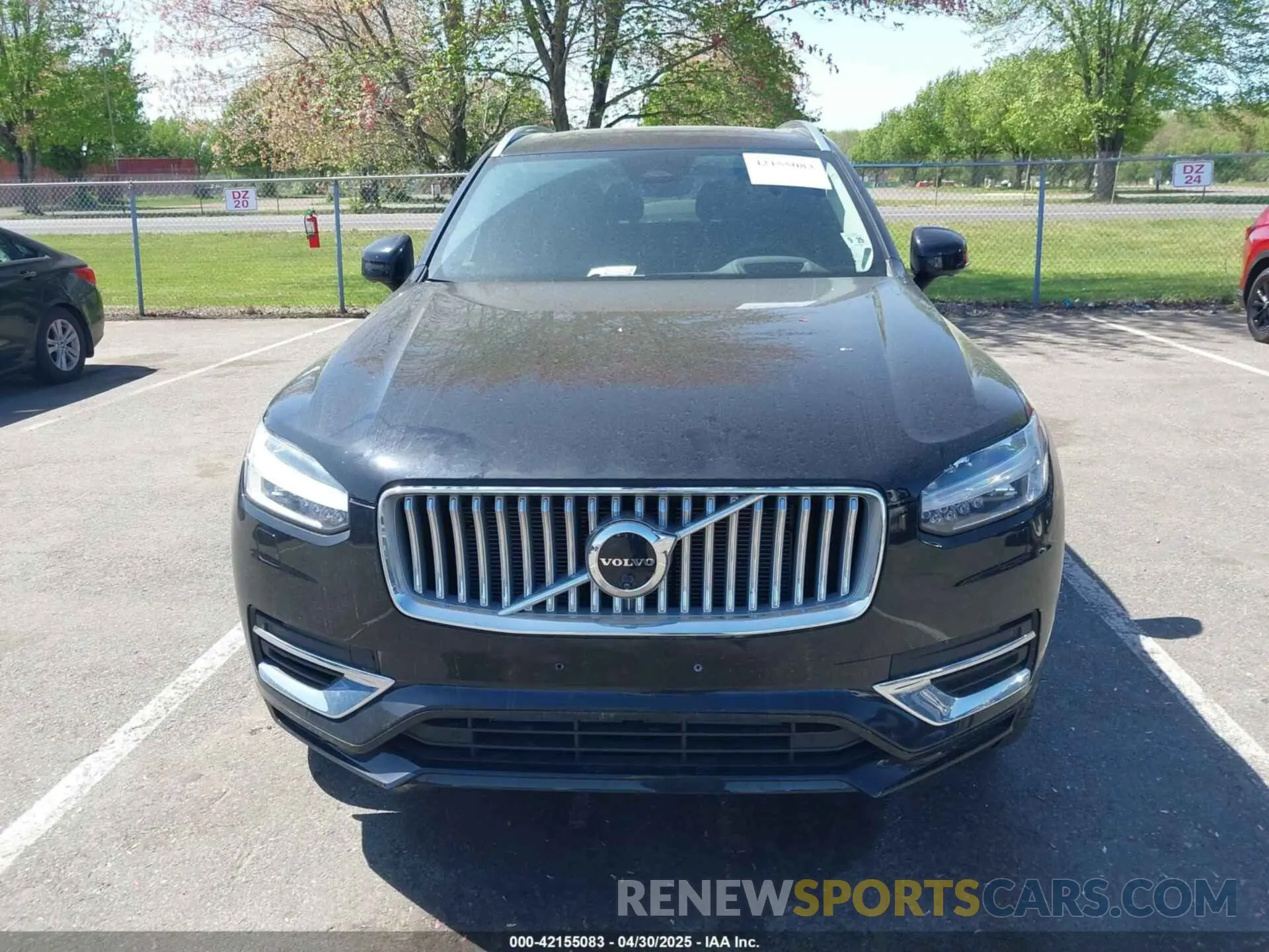 12 Photograph of a damaged car YV4H60PF4S1305975 VOLVO XC90 PLUG-IN HYBRID 2025