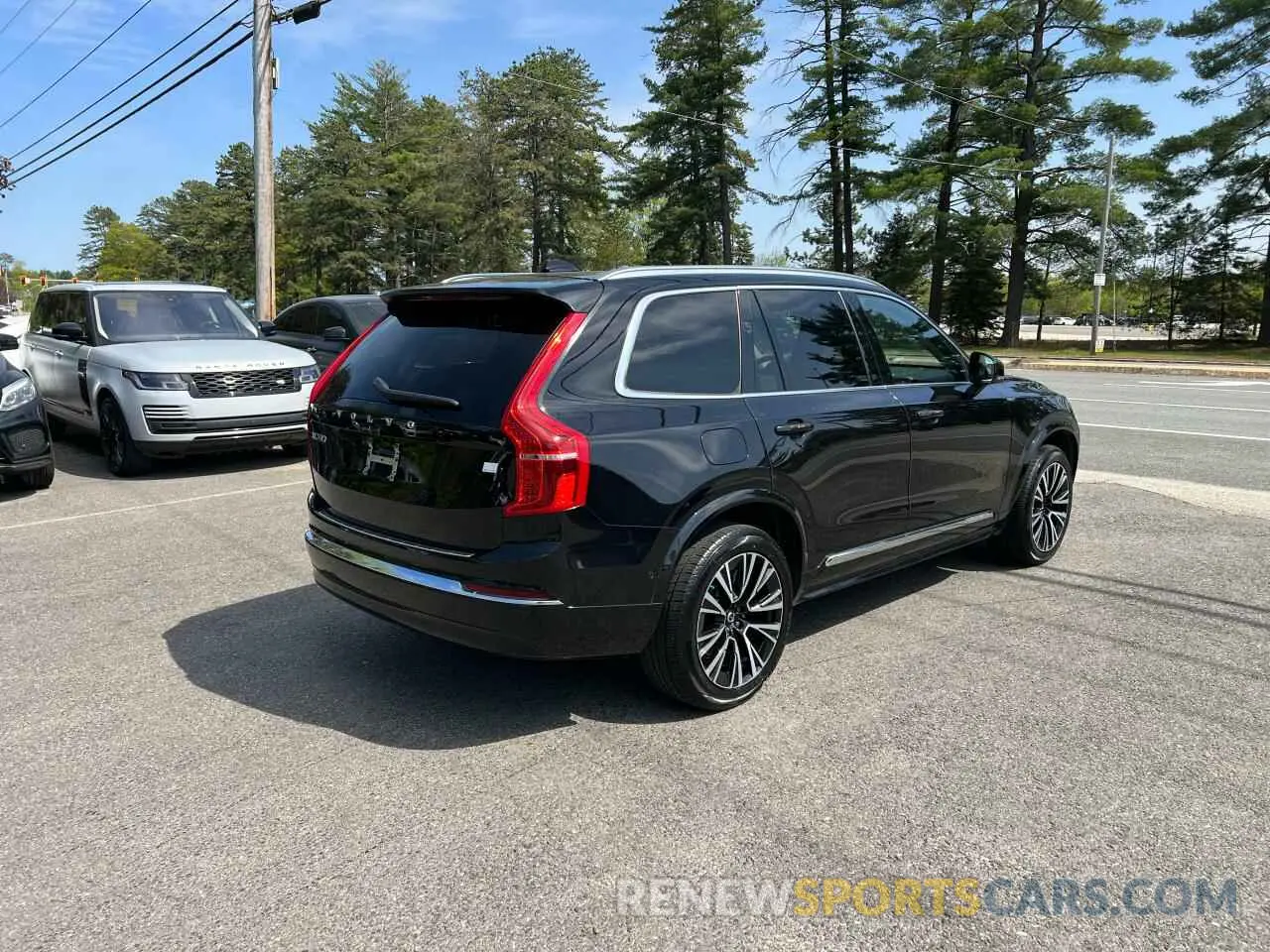 4 Photograph of a damaged car YV4H60CN8P1985514 VOLVO XC90 PLUS 2023