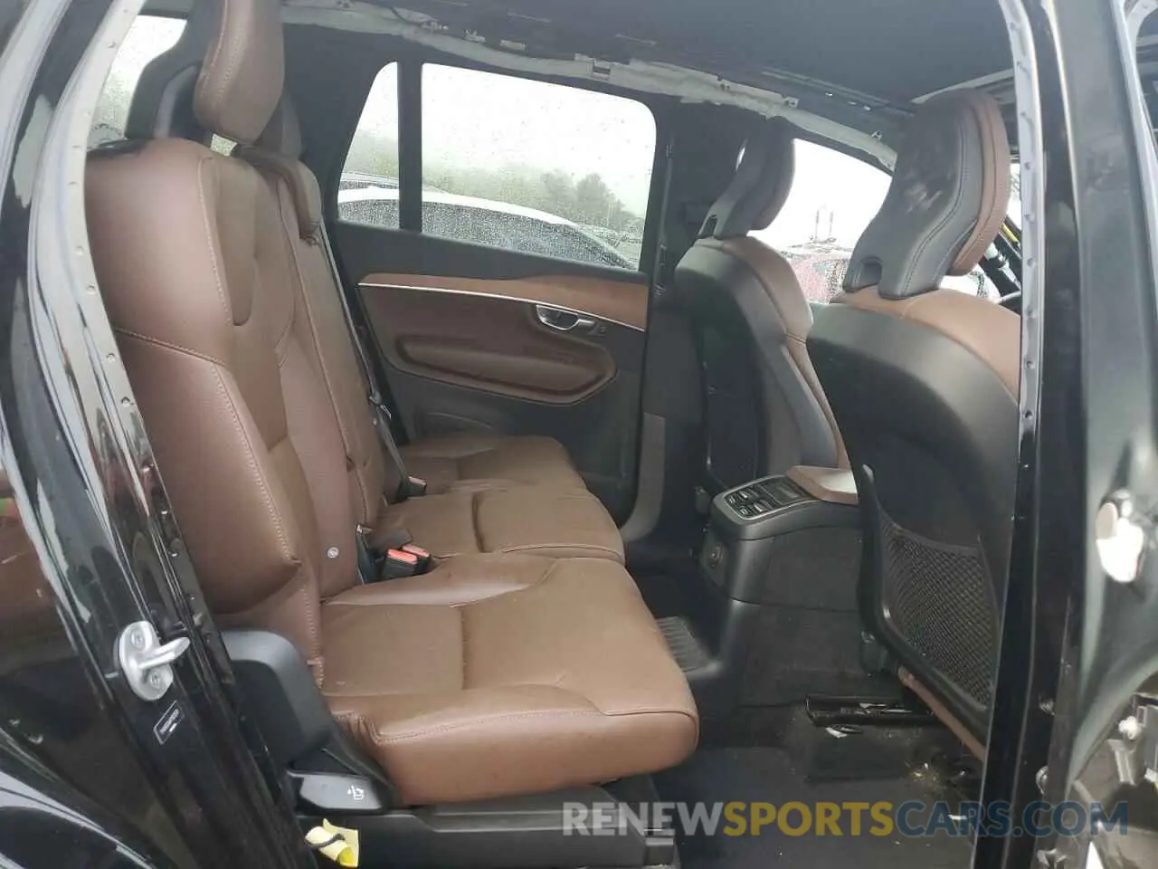 11 Photograph of a damaged car YV4H60CW4P1933578 VOLVO XC90 PLUS 2023