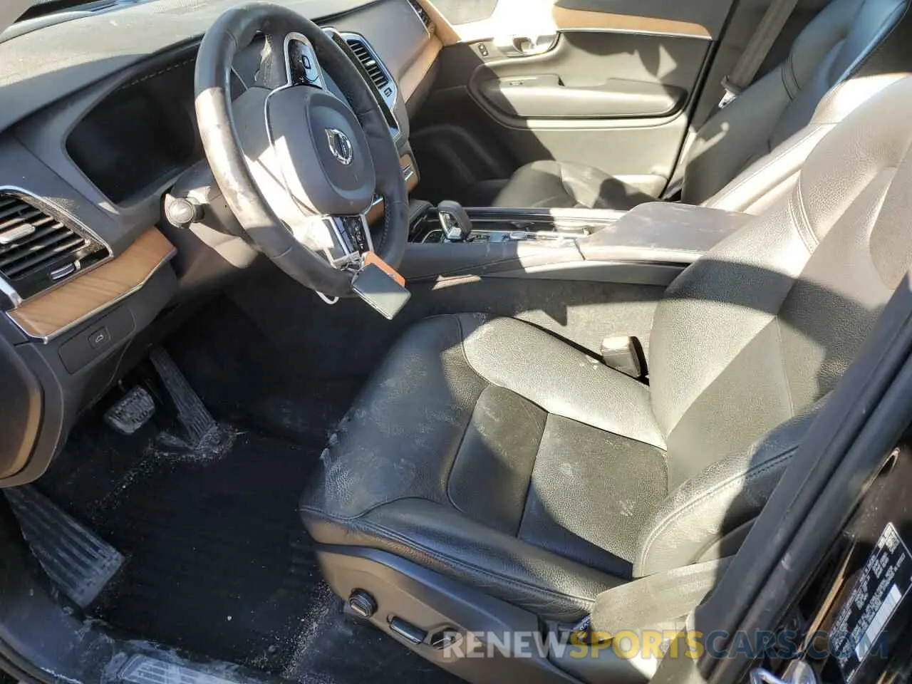 7 Photograph of a damaged car YV4L12PN0P1915083 VOLVO XC90 PLUS 2023