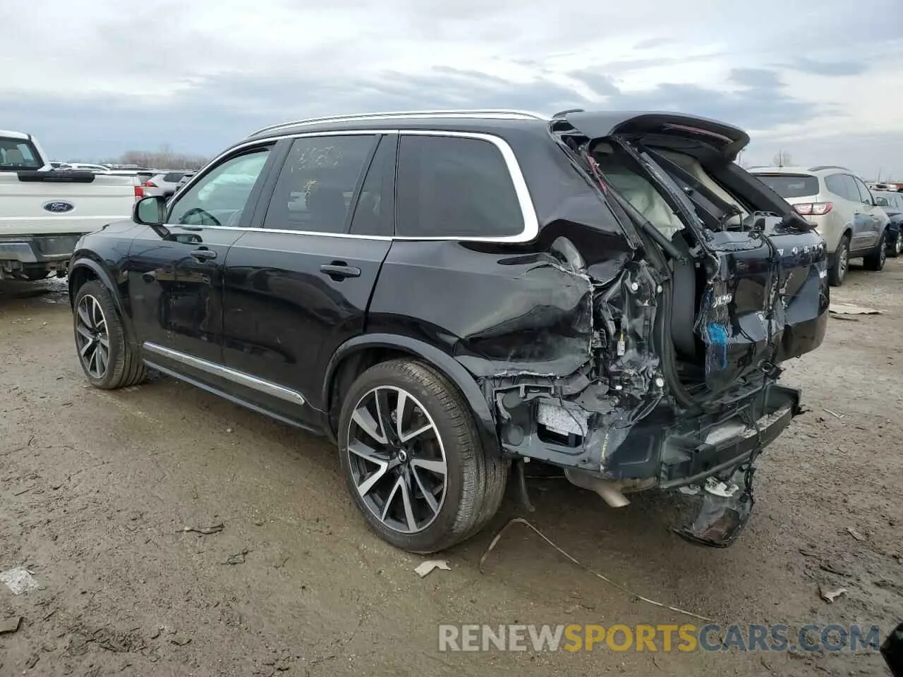 2 Photograph of a damaged car YV4062JE0R1161893 VOLVO XC90 PLUS 2024