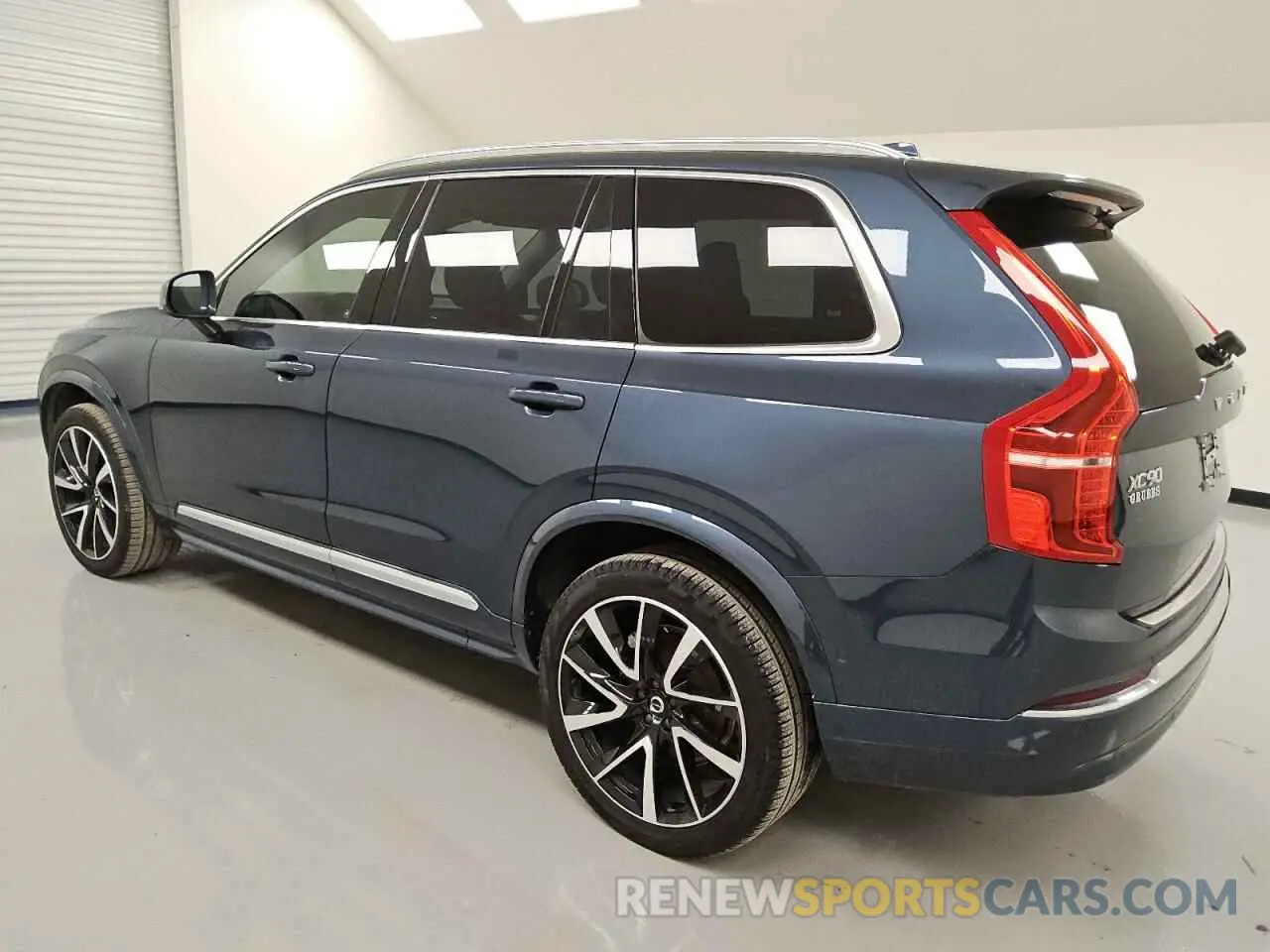 2 Photograph of a damaged car YV4062JE9R1202103 VOLVO XC90 PLUS 2024