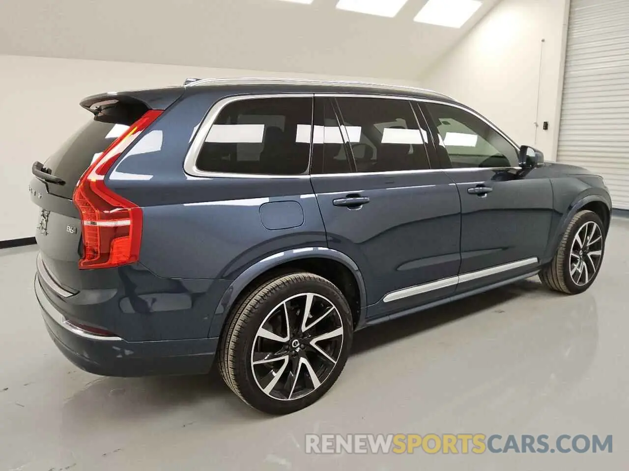 3 Photograph of a damaged car YV4062JE9R1202103 VOLVO XC90 PLUS 2024