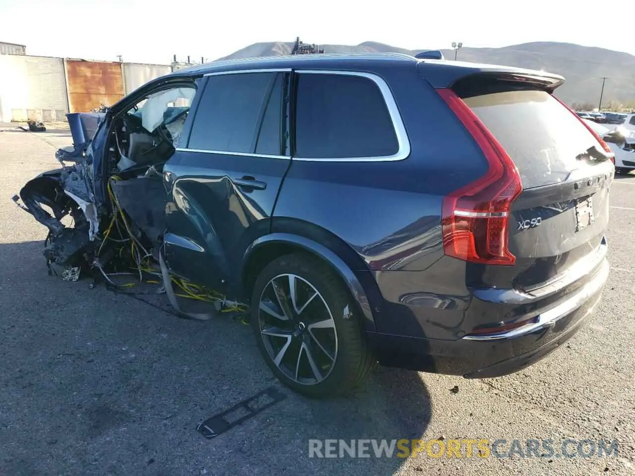 2 Photograph of a damaged car YV4062PE0R1186798 VOLVO XC90 PLUS 2024