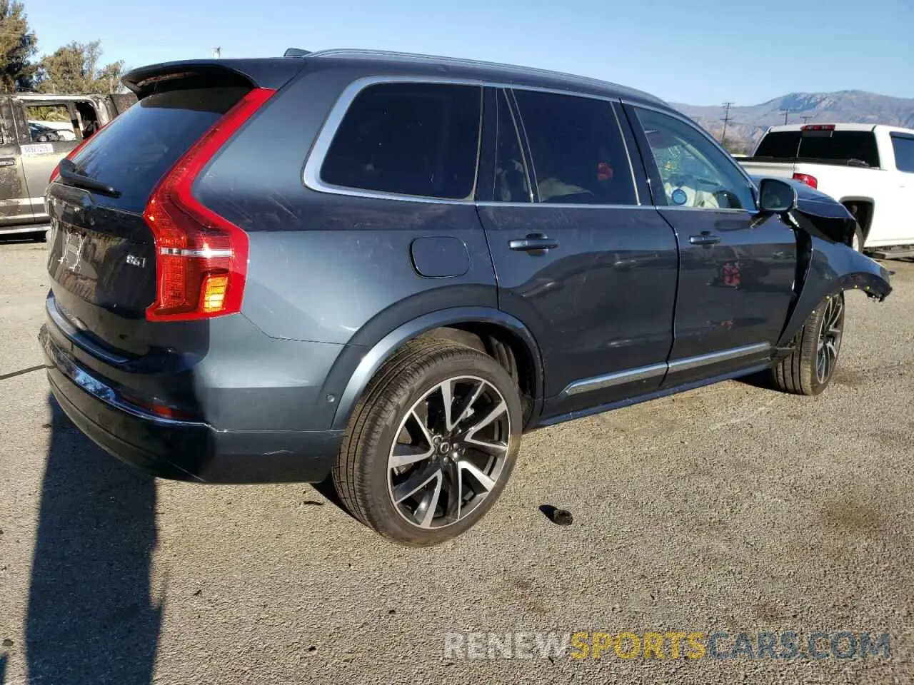 3 Photograph of a damaged car YV4062PE0R1186798 VOLVO XC90 PLUS 2024