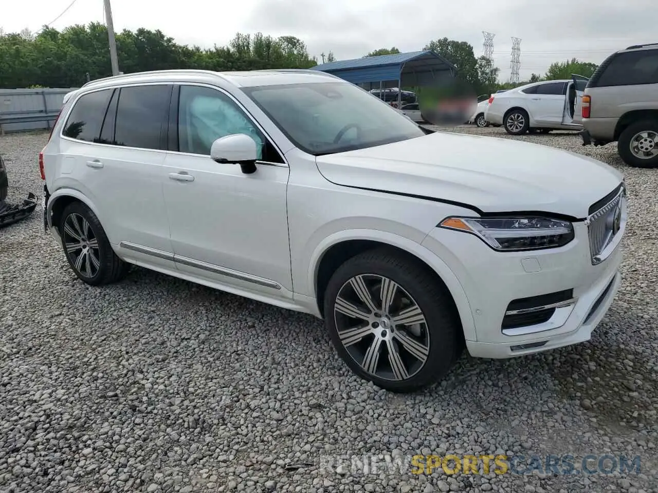 4 Photograph of a damaged car YV4062PE8R1164676 VOLVO XC90 PLUS 2024