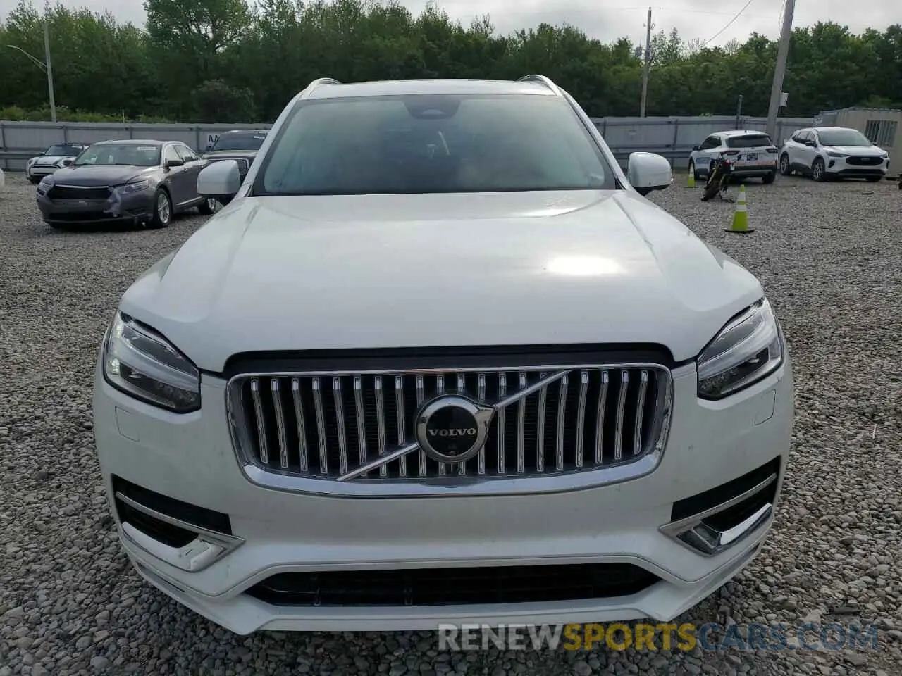 5 Photograph of a damaged car YV4062PE8R1164676 VOLVO XC90 PLUS 2024