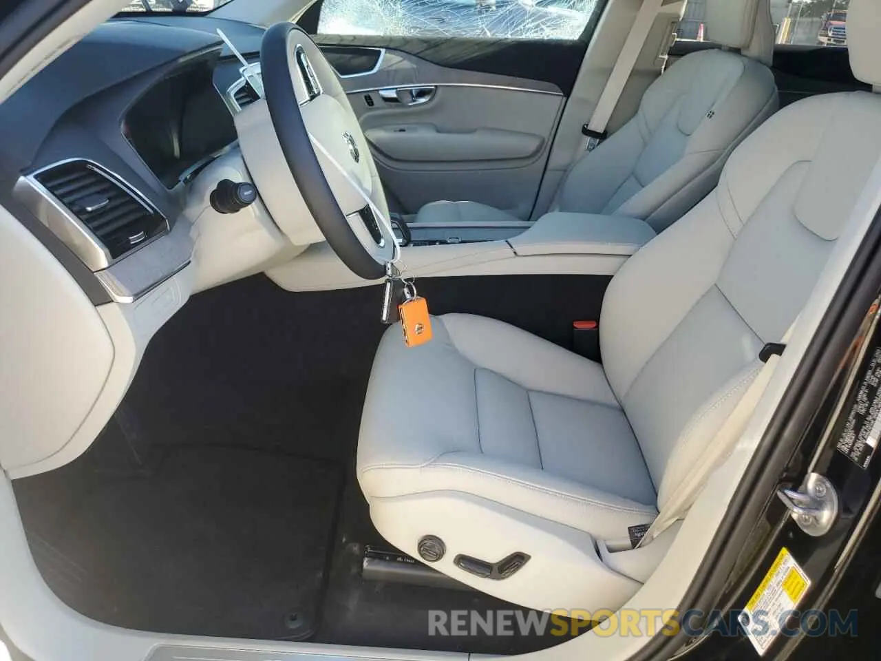 7 Photograph of a damaged car YV4H60CE0R1229064 VOLVO XC90 PLUS 2024