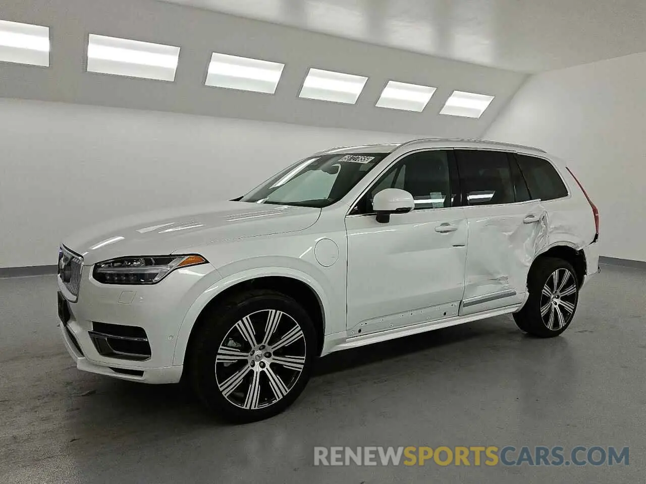 1 Photograph of a damaged car YV4H60CE2R1183527 VOLVO XC90 PLUS 2024