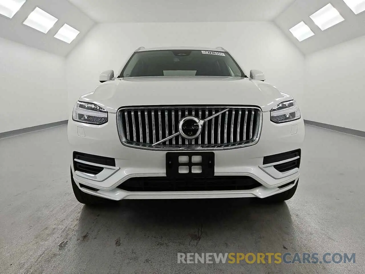 5 Photograph of a damaged car YV4H60CE2R1183527 VOLVO XC90 PLUS 2024