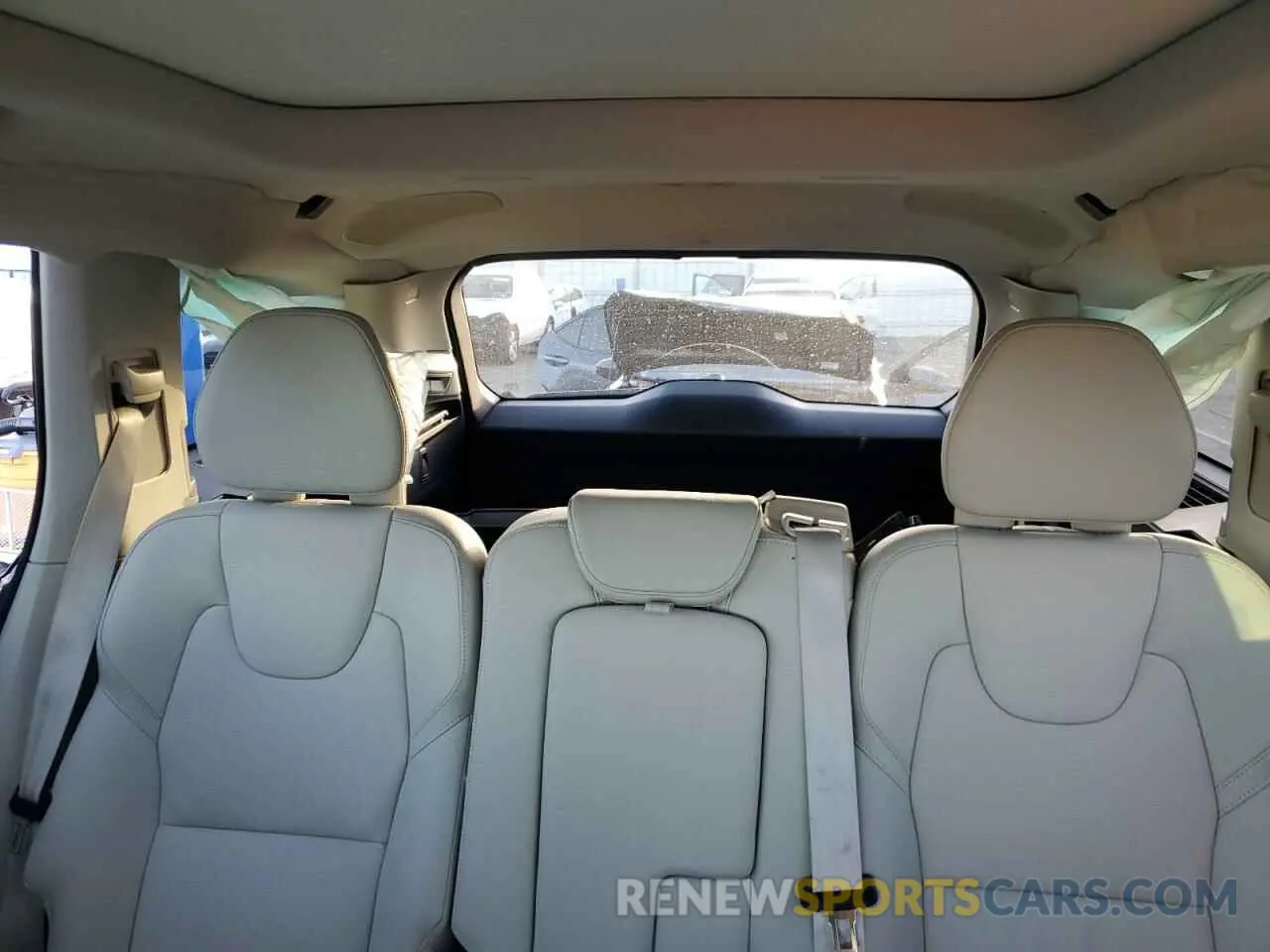 10 Photograph of a damaged car YV4H60CE9R1166515 VOLVO XC90 PLUS 2024