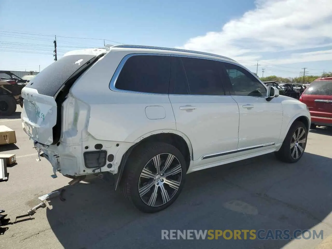3 Photograph of a damaged car YV4H60LE0R1176317 VOLVO XC90 PLUS 2024