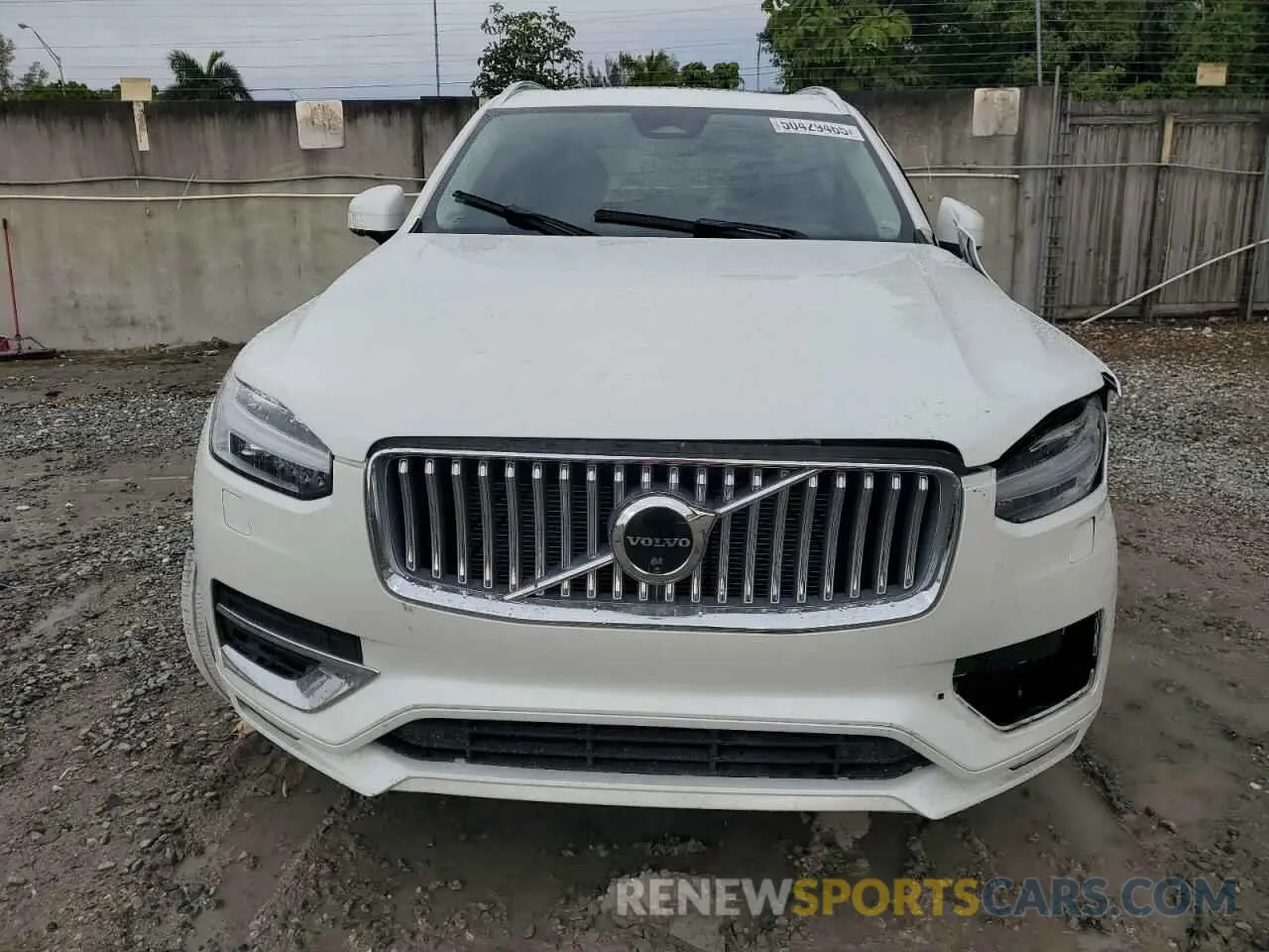 5 Photograph of a damaged car YV4L12PE0R1240466 VOLVO XC90 PLUS 2024