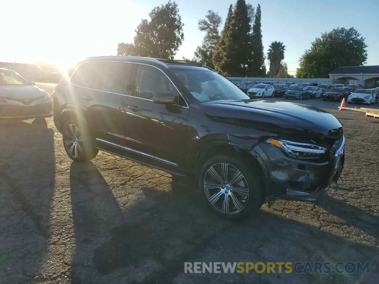 4 Photograph of a damaged car YV4L12PE1R1235535 VOLVO XC90 PLUS 2024
