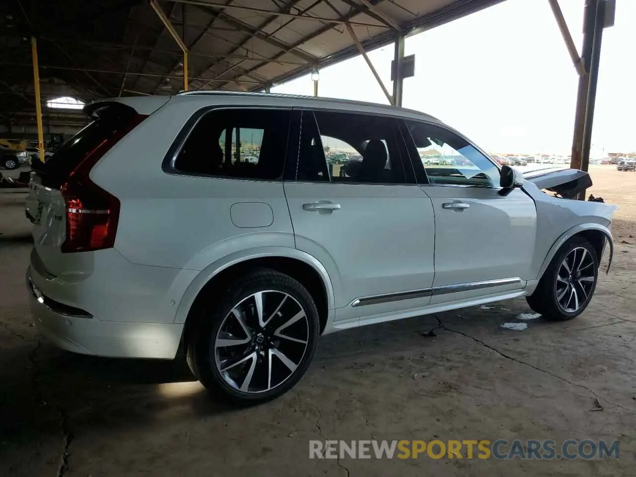 3 Photograph of a damaged car YV4L12PE1R1238256 VOLVO XC90 PLUS 2024