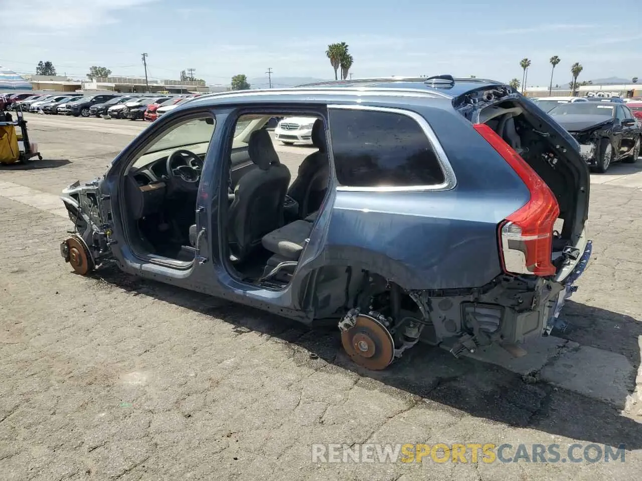2 Photograph of a damaged car YV4L12PE2R1178827 VOLVO XC90 PLUS 2024