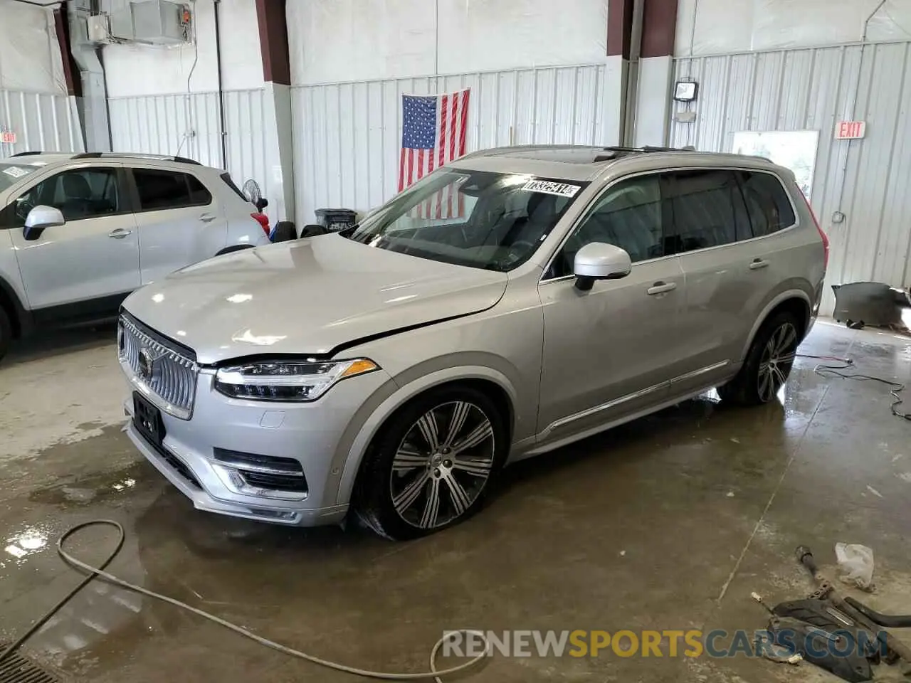 1 Photograph of a damaged car YV4L12PE2R1235950 VOLVO XC90 PLUS 2024
