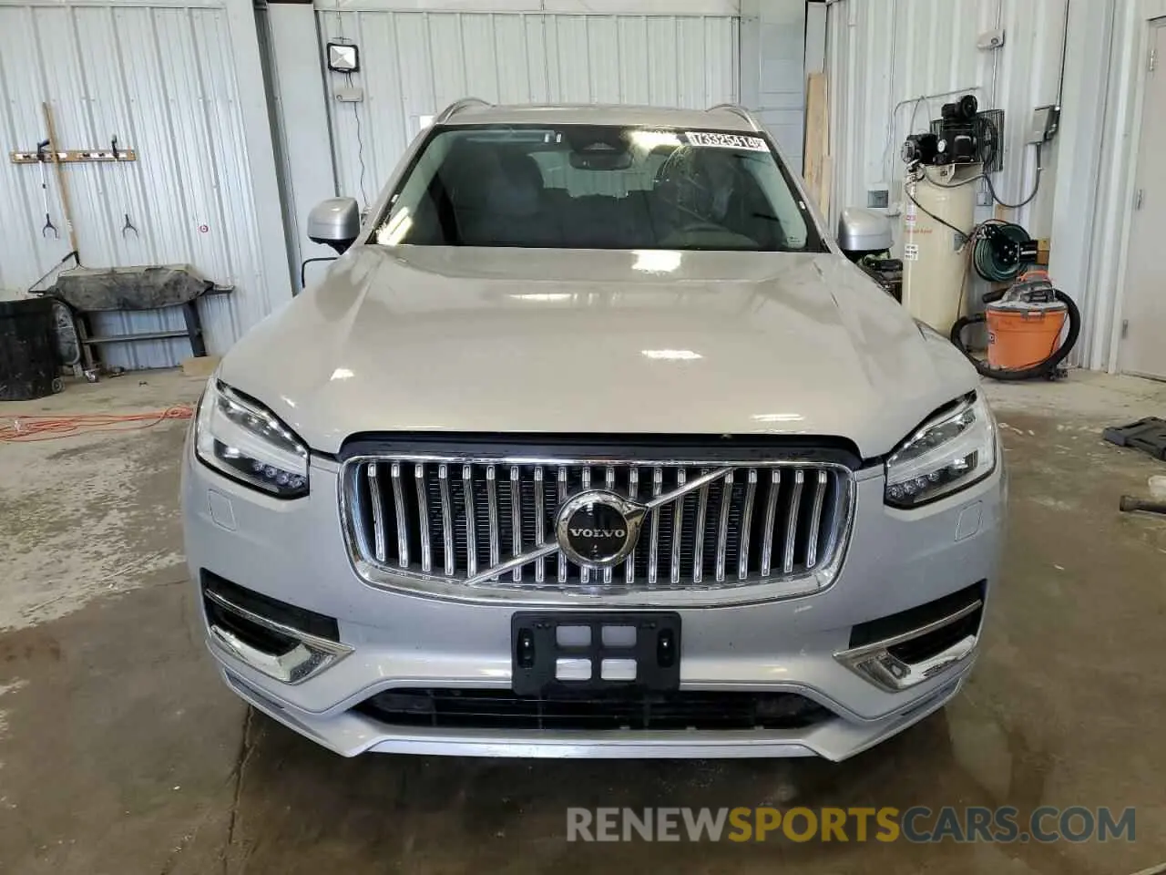 5 Photograph of a damaged car YV4L12PE2R1235950 VOLVO XC90 PLUS 2024