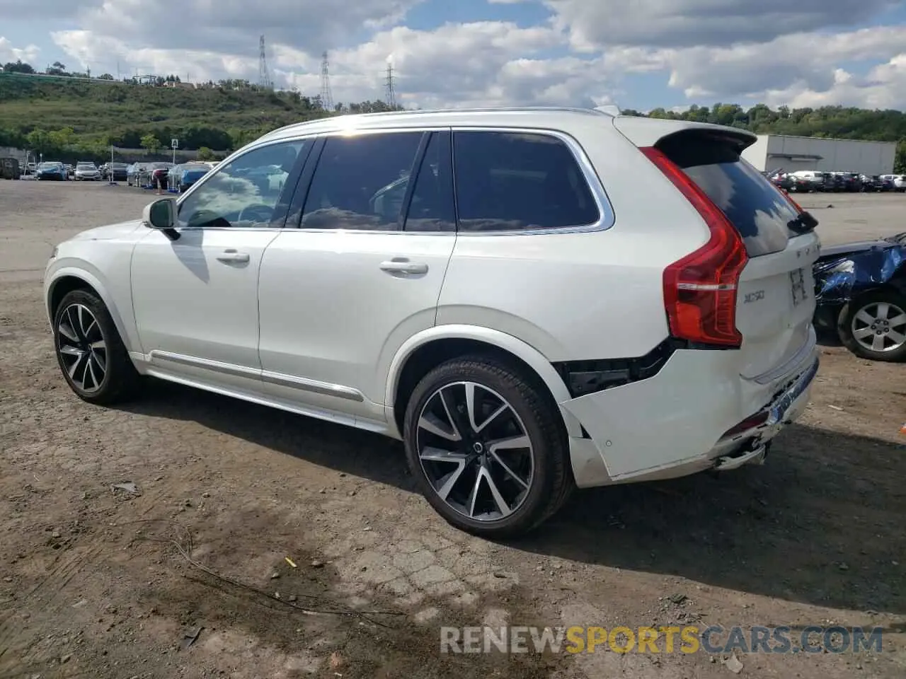 2 Photograph of a damaged car YV4L12PE3R1175757 VOLVO XC90 PLUS 2024
