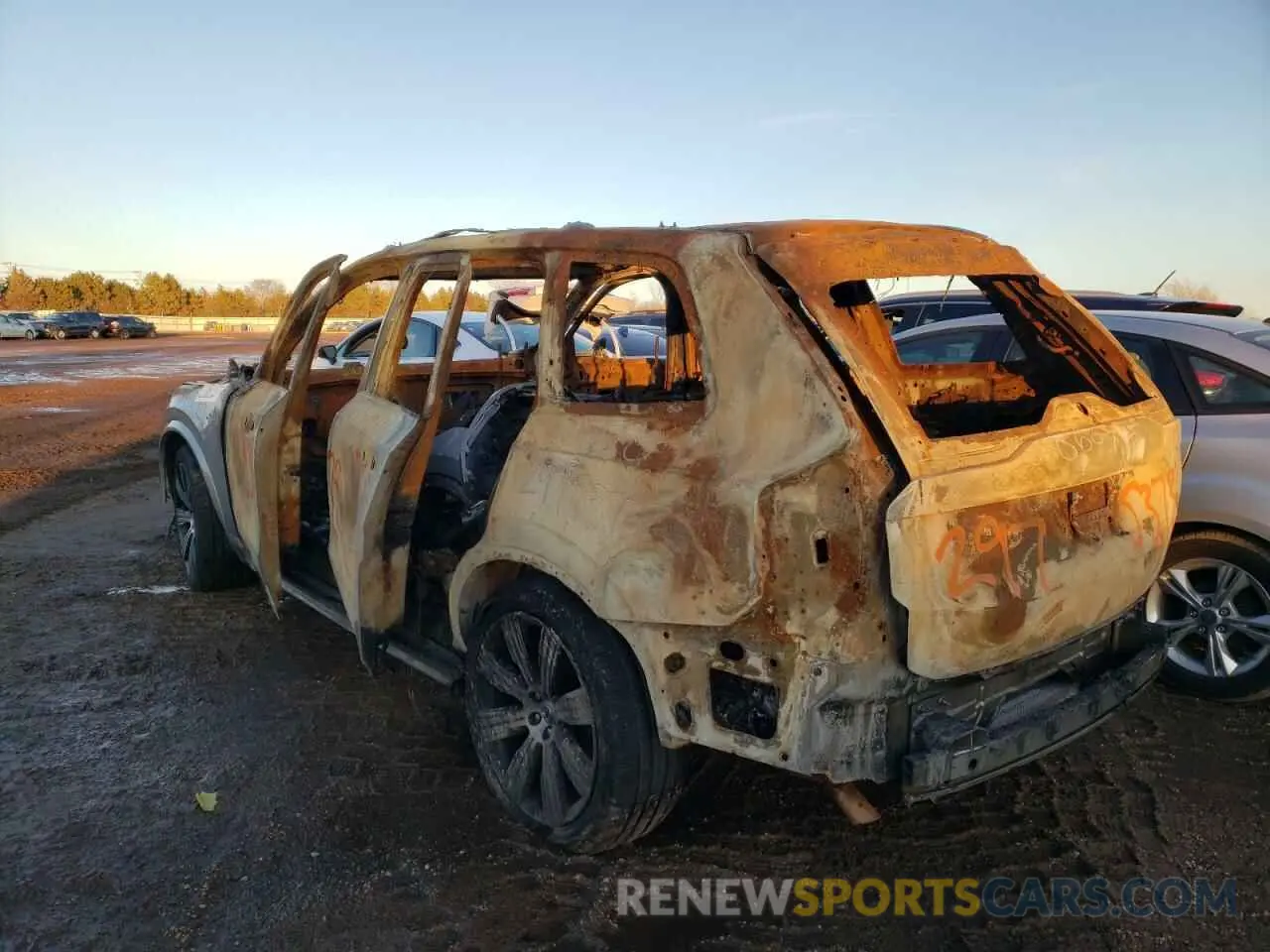 2 Photograph of a damaged car YV4L12PE3R1235603 VOLVO XC90 PLUS 2024