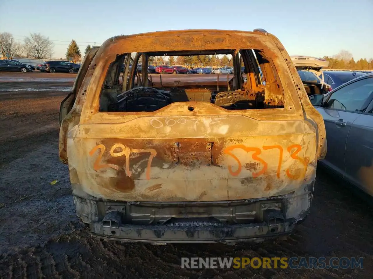 6 Photograph of a damaged car YV4L12PE3R1235603 VOLVO XC90 PLUS 2024