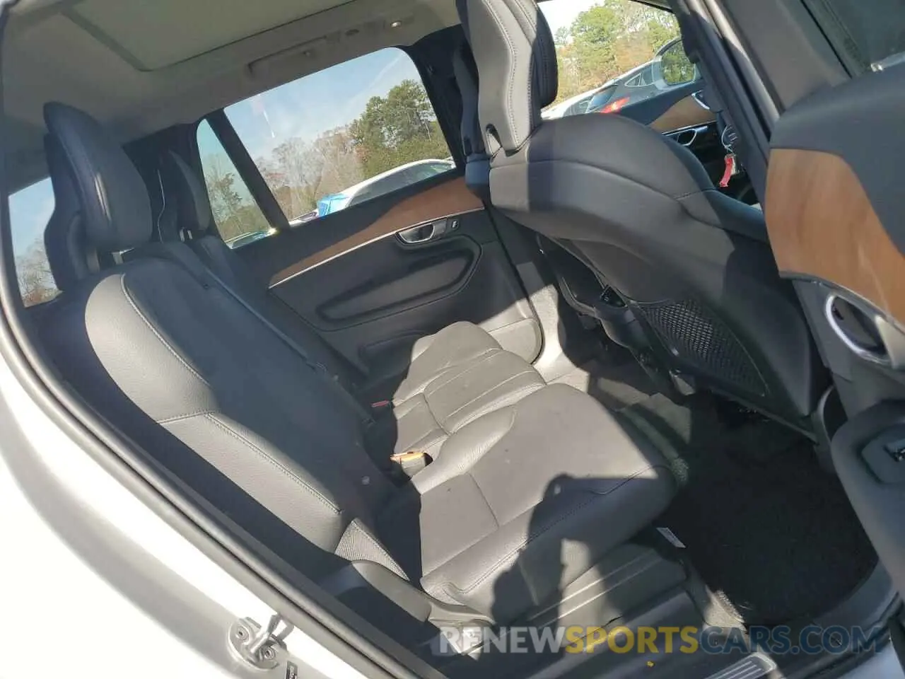11 Photograph of a damaged car YV4L12PE4R1236159 VOLVO XC90 PLUS 2024