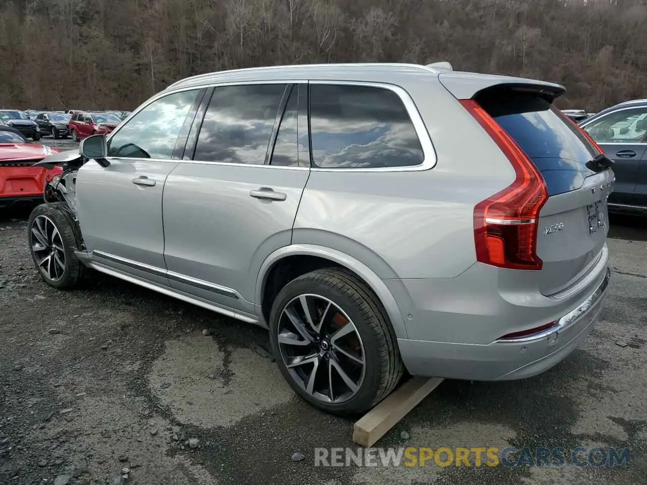 2 Photograph of a damaged car YV4L12PE8R1173048 VOLVO XC90 PLUS 2024
