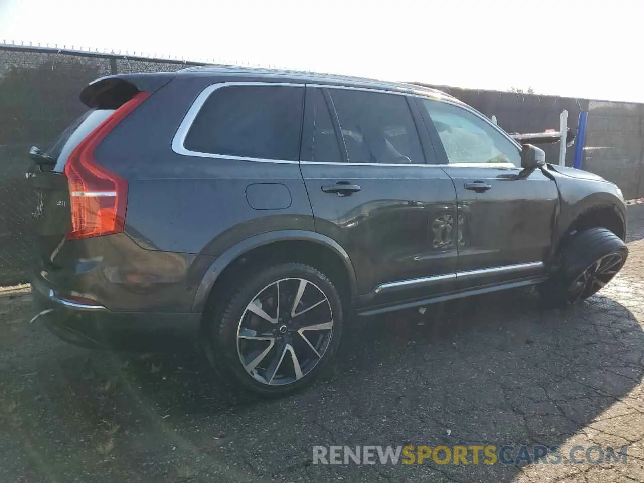 3 Photograph of a damaged car YV4L12PEXR1235033 VOLVO XC90 PLUS 2024