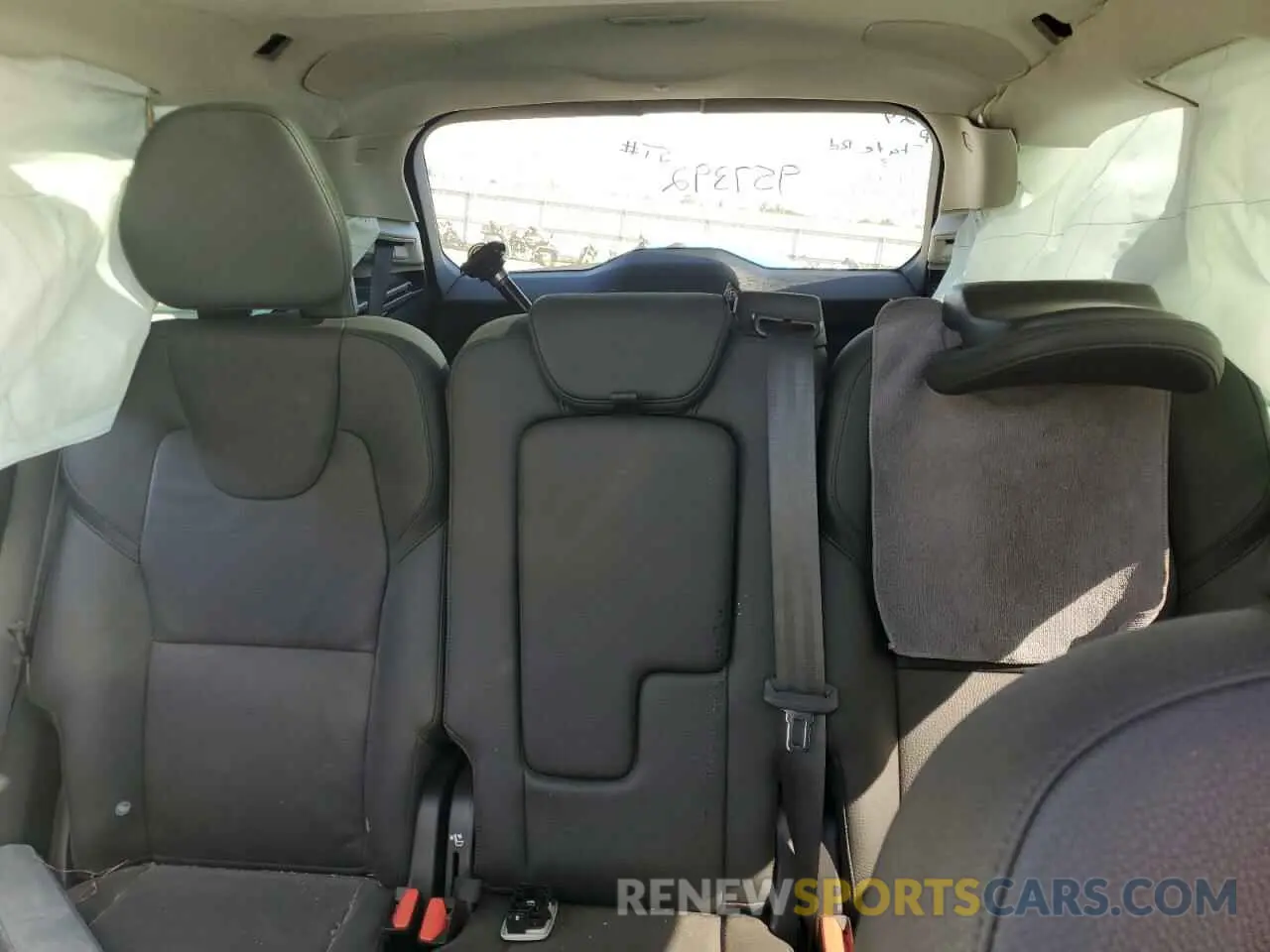 10 Photograph of a damaged car YV4L12PEXR1236571 VOLVO XC90 PLUS 2024