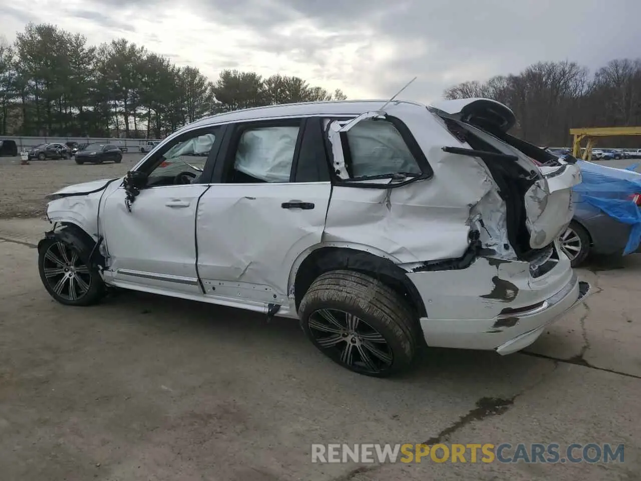 2 Photograph of a damaged car YV4062PE6S1347855 VOLVO XC90 PLUS 2025