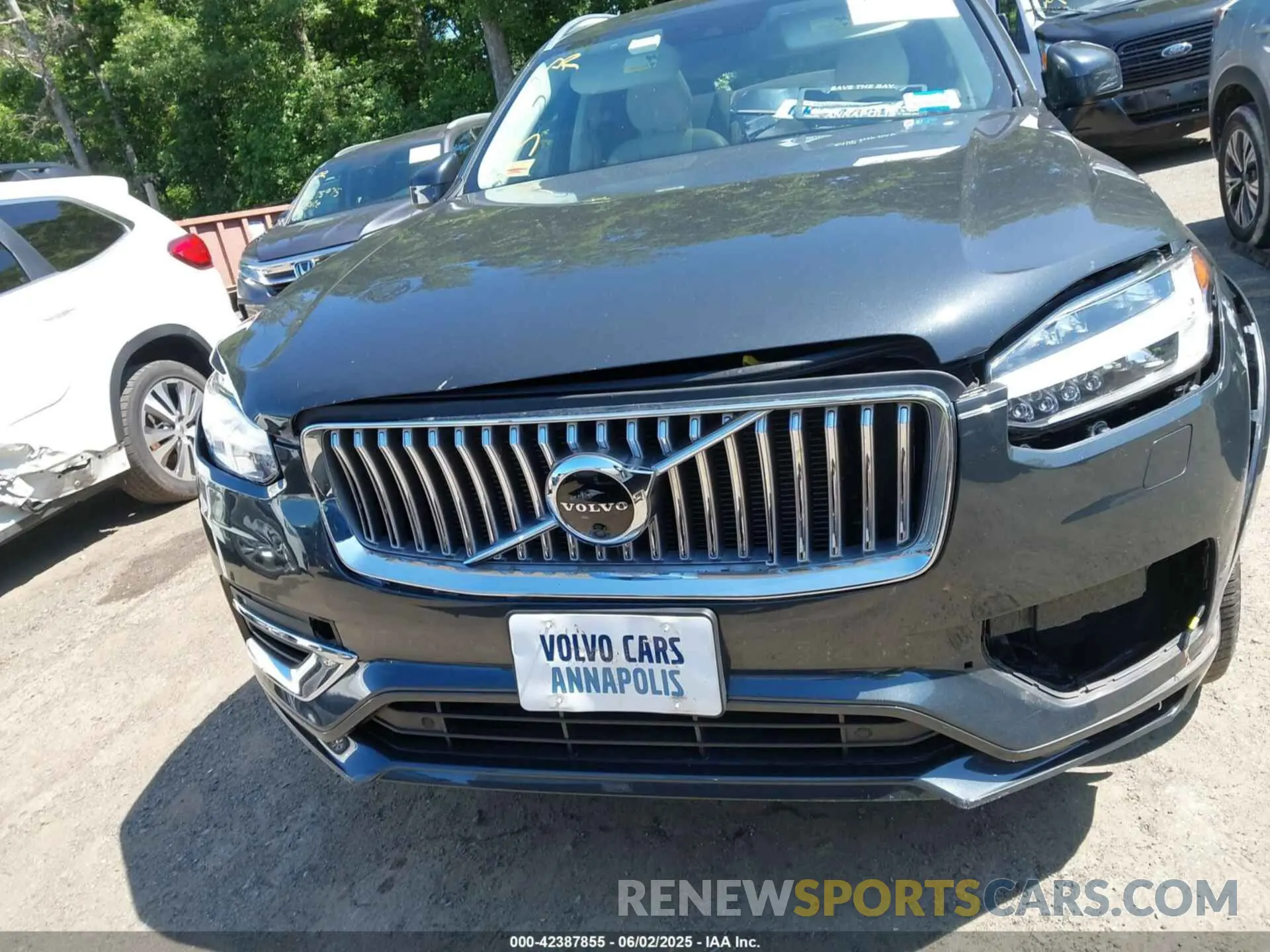 12 Photograph of a damaged car YV4BR00L4M1698473 VOLVO XC90 RECHARGE PLUG-IN HYBRID 2021