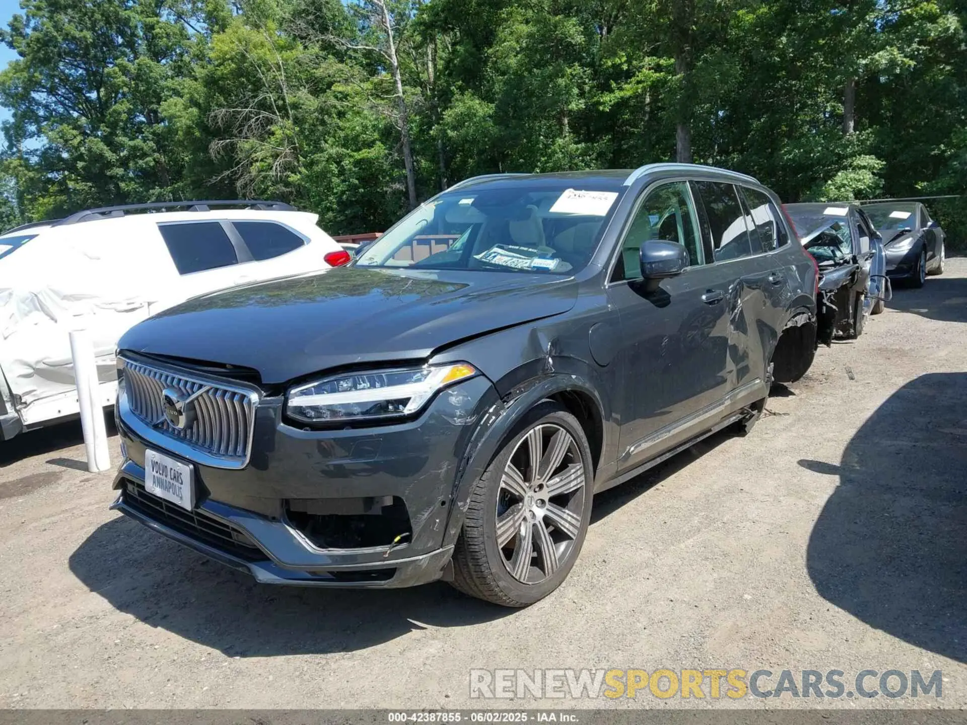 2 Photograph of a damaged car YV4BR00L4M1698473 VOLVO XC90 RECHARGE PLUG-IN HYBRID 2021