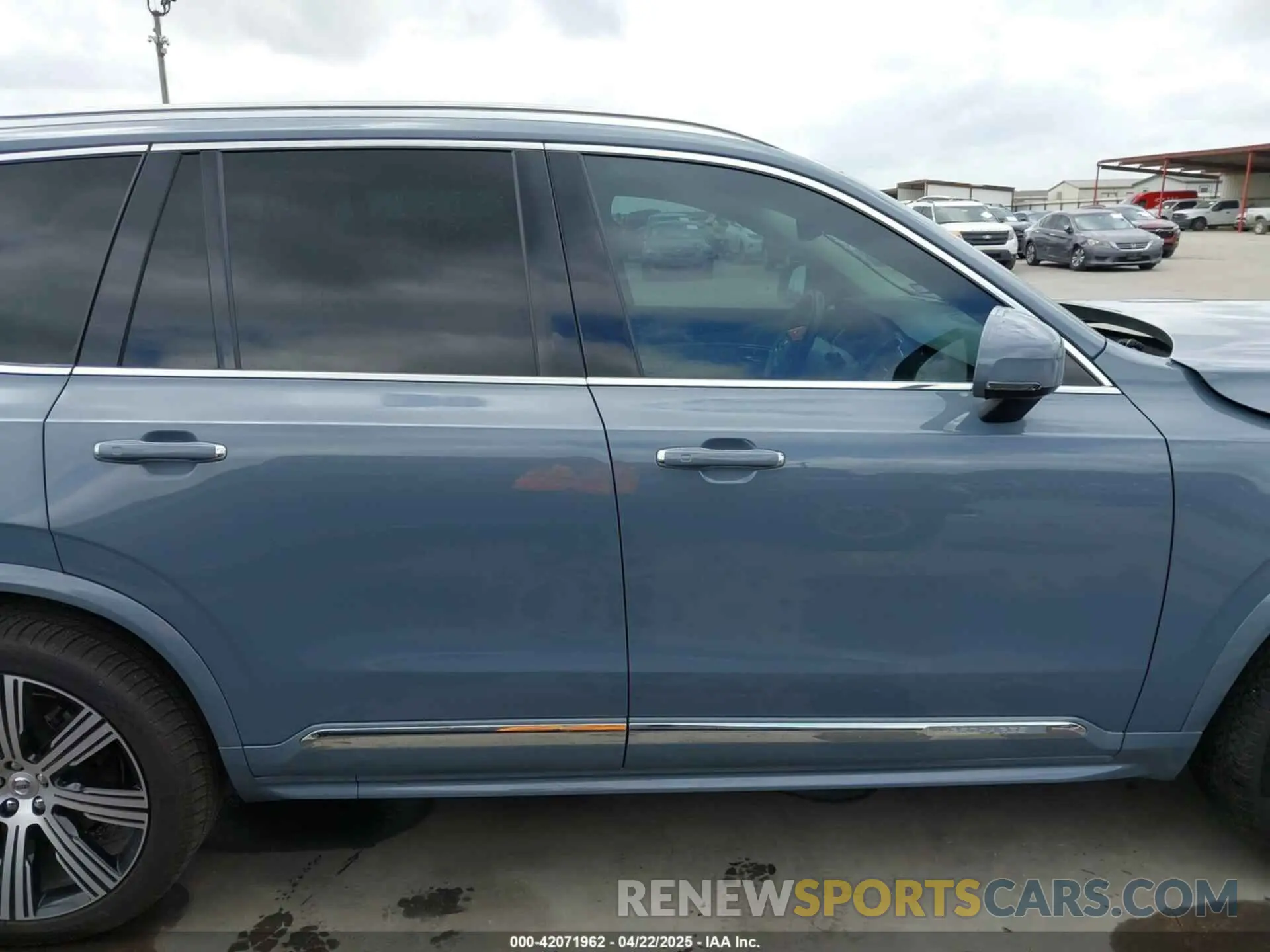 14 Photograph of a damaged car YV4BR00L8M1680722 VOLVO XC90 RECHARGE PLUG-IN HYBRID 2021