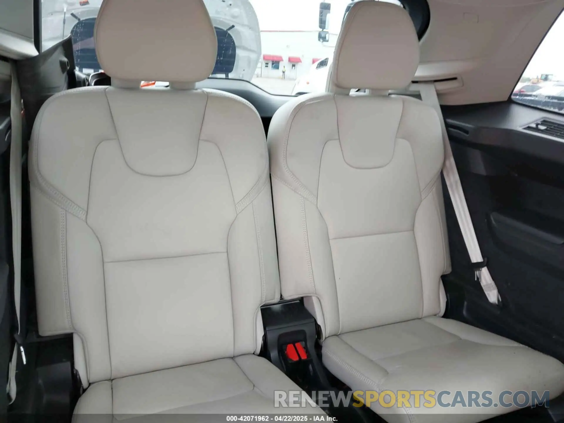 18 Photograph of a damaged car YV4BR00L8M1680722 VOLVO XC90 RECHARGE PLUG-IN HYBRID 2021