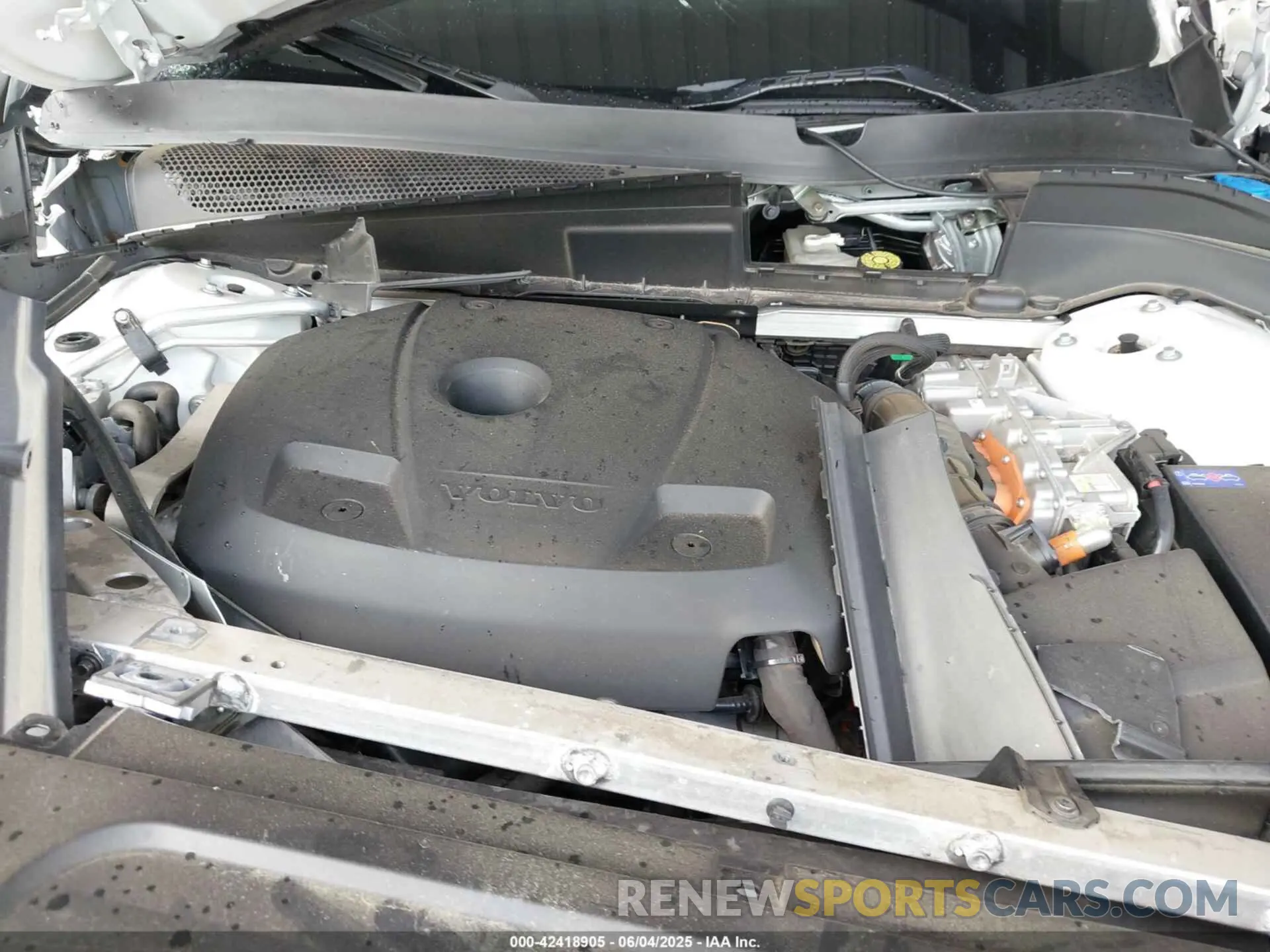 10 Photograph of a damaged car YV4BR0CK4M1692515 VOLVO XC90 RECHARGE PLUG-IN HYBRID 2021