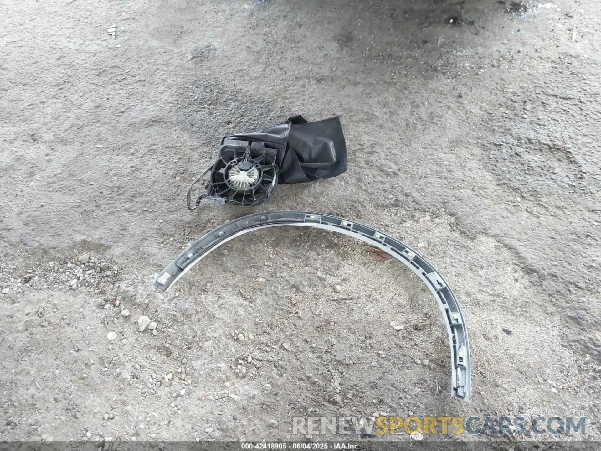 12 Photograph of a damaged car YV4BR0CK4M1692515 VOLVO XC90 RECHARGE PLUG-IN HYBRID 2021